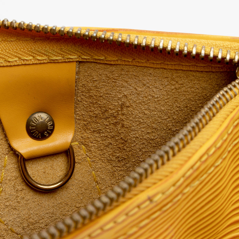 Louis Vuitton Vintage Epi Leather Speedy 25 Satchel (SHF-UO0cOA)