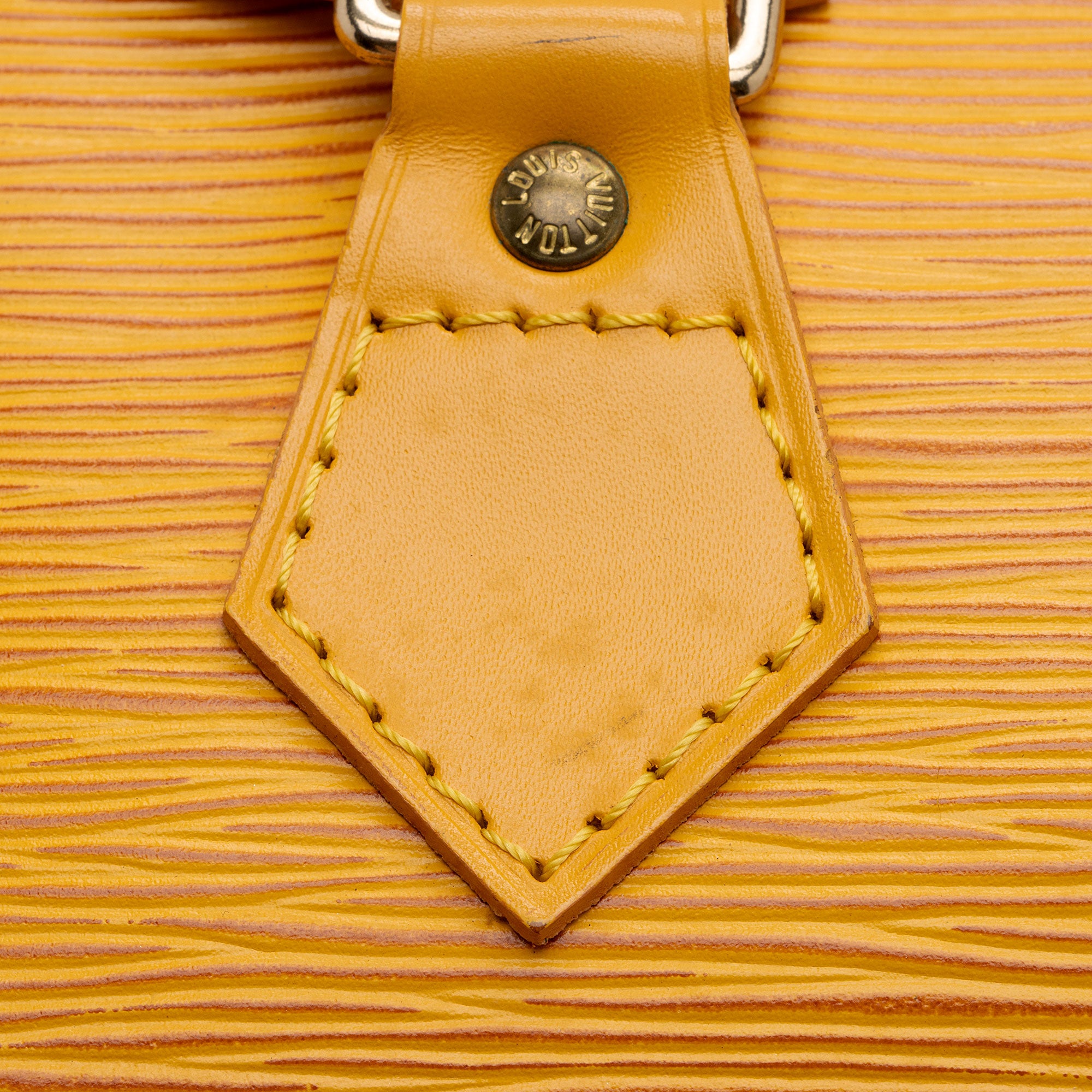 Louis Vuitton Vintage Epi Leather Speedy 25 Satchel (SHF-UO0cOA)