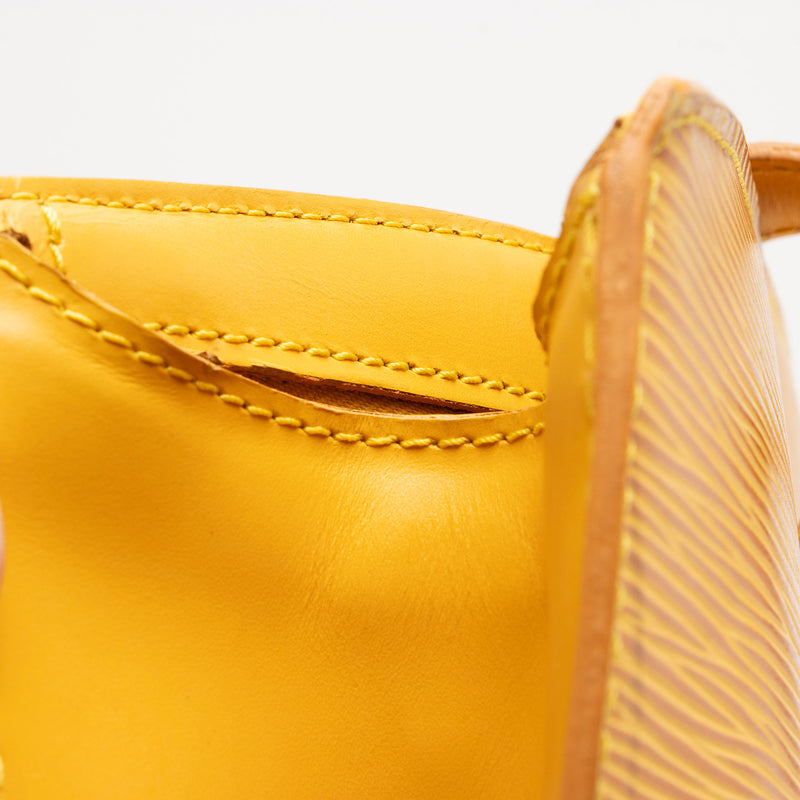 Louis Vuitton Vintage Epi Leather St. Jacques PM Shoulder Bag (SHF-lVN26F)