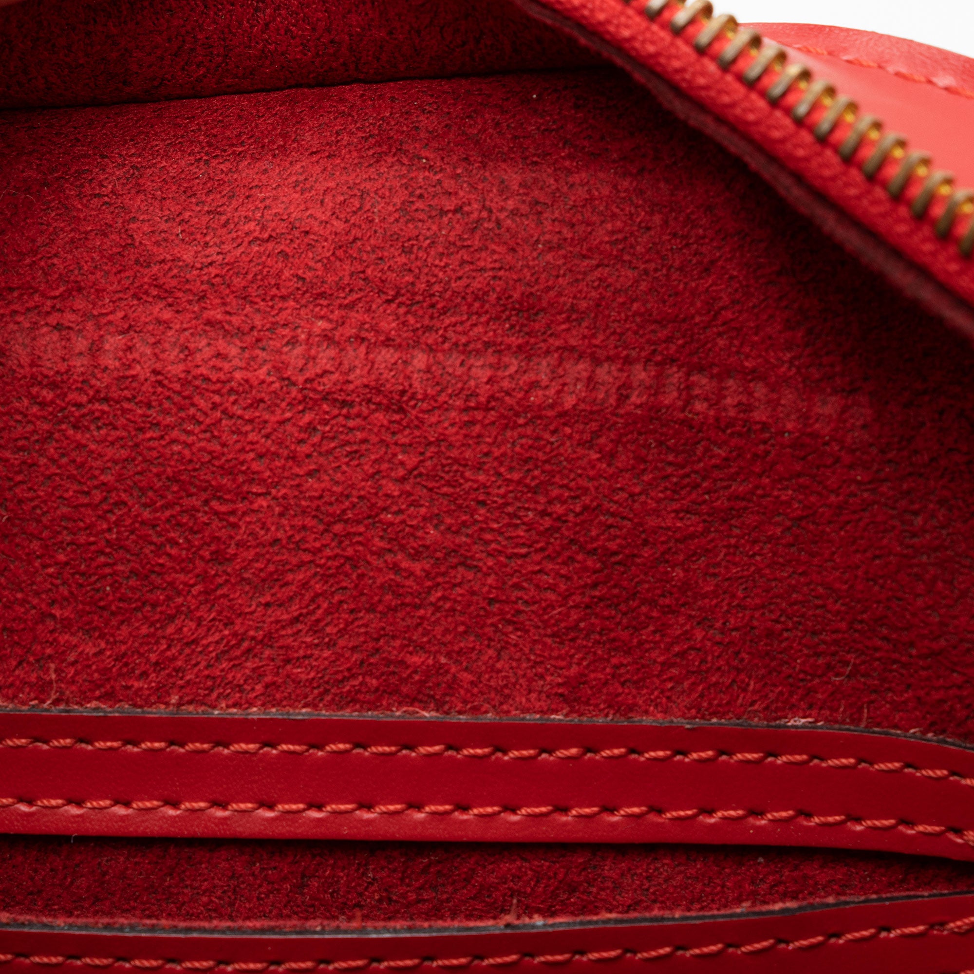 Louis Vuitton Vintage Epi Leather St. Jacques PM Shoulder Bag (SHF-vtXe8U)