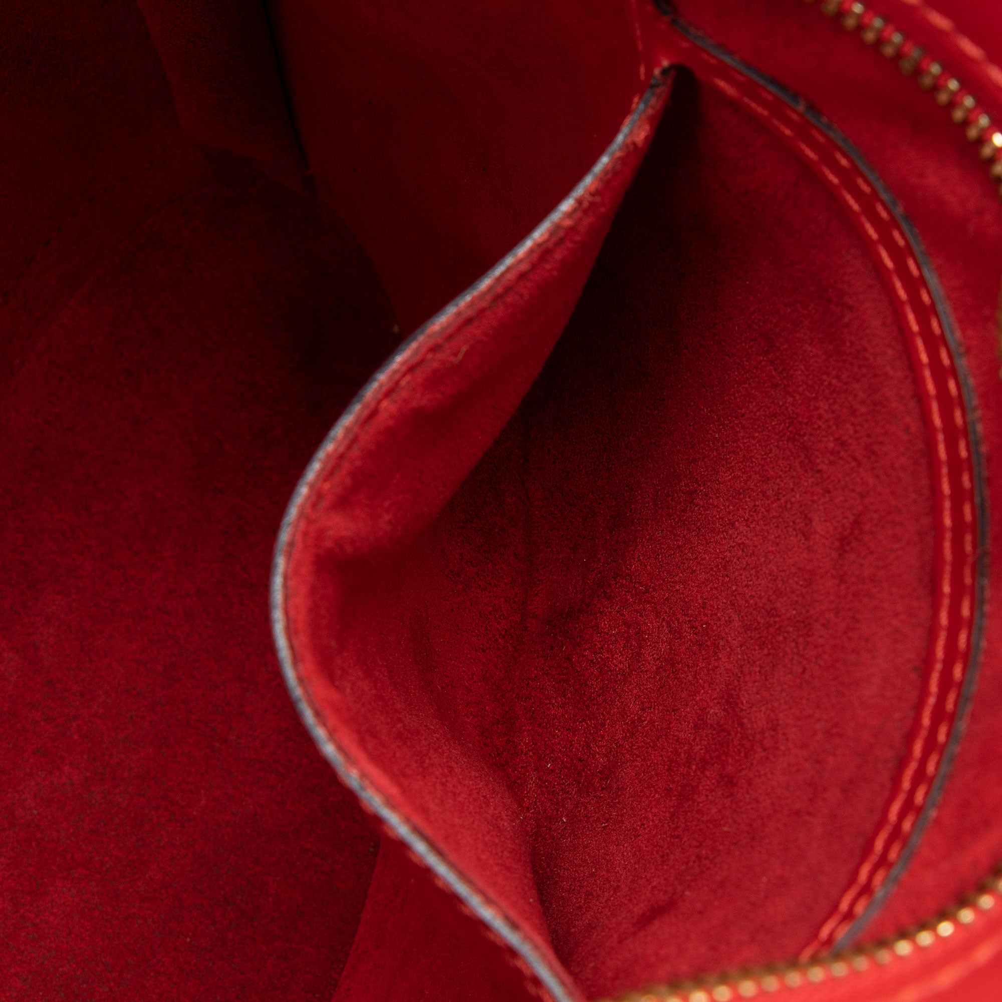 Louis Vuitton Vintage Epi Leather St. Jacques PM Shoulder Bag (SHF-vtXe8U)