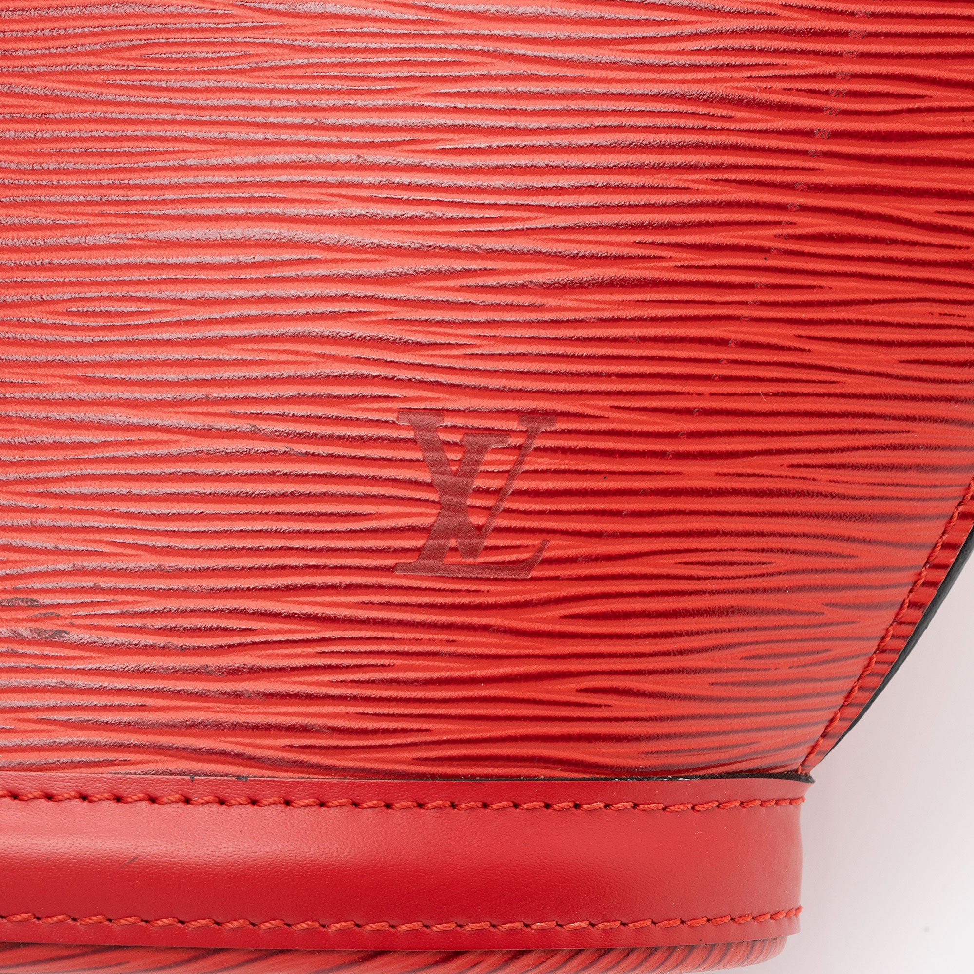 Louis Vuitton Vintage Epi Leather St. Jacques PM Shoulder Bag (SHF-vtXe8U)