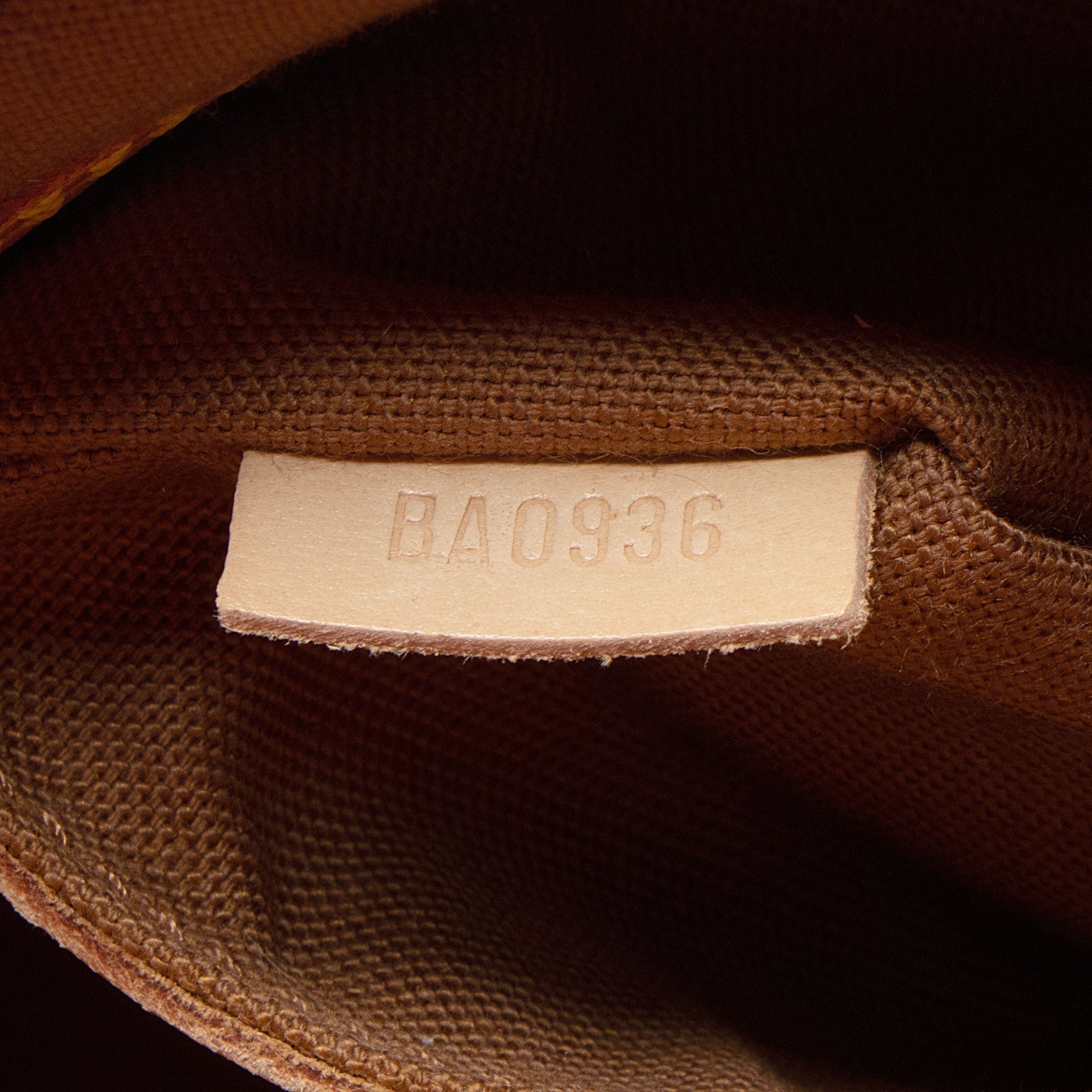 Louis Vuitton Vintage Limited Edition Monogram Canvas Leopard Pony Hair Alaia Alma Satchel (SHF-vCxD54)