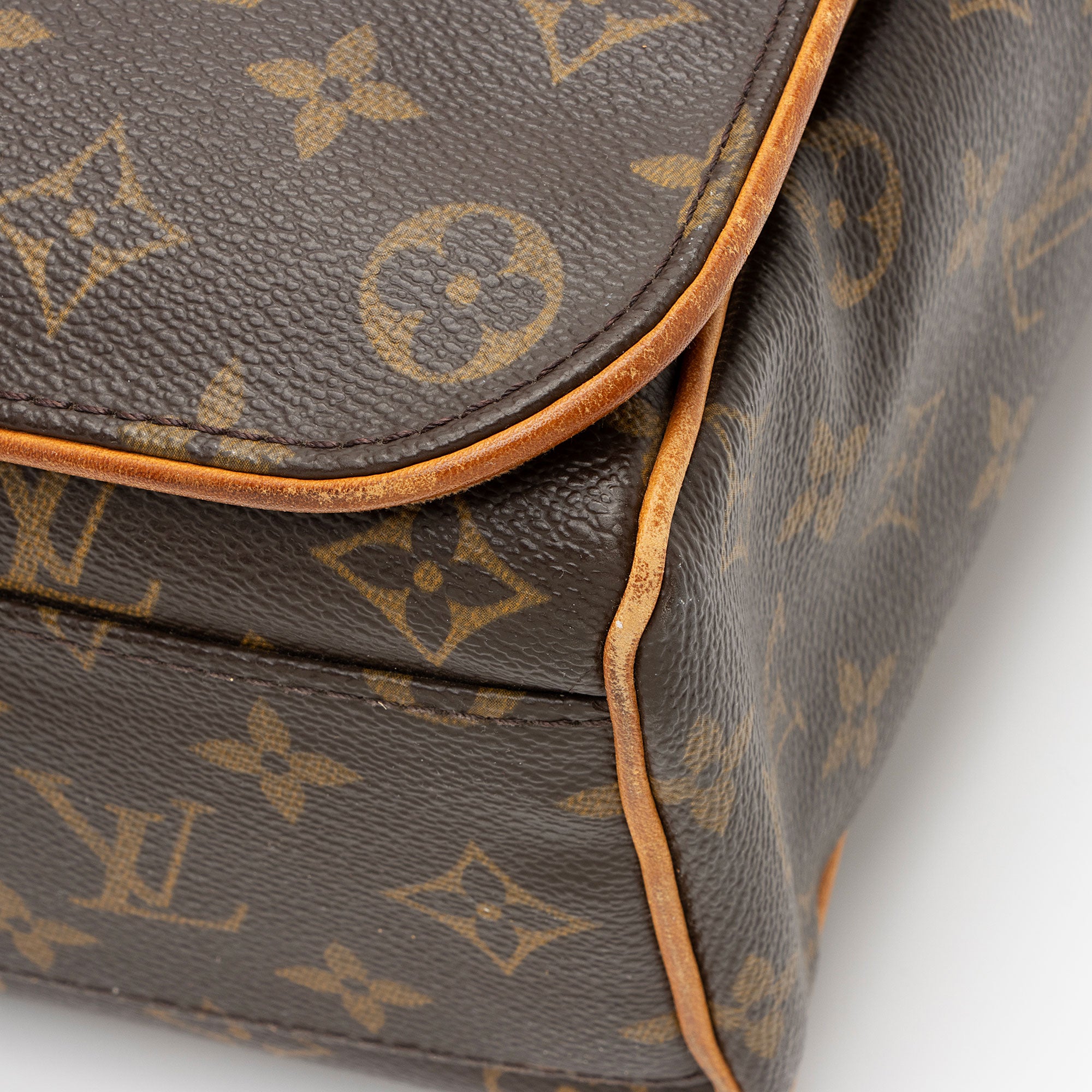Louis Vuitton Vintage Monogram Canvas Abbesses Messenger