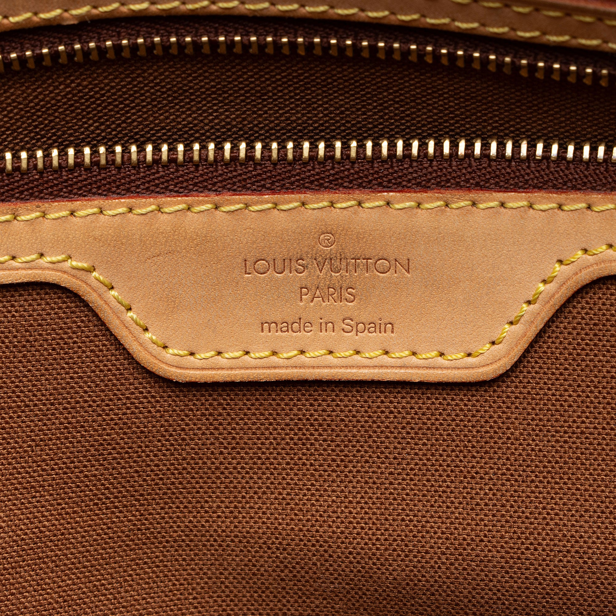 Louis Vuitton Vintage Monogram Canvas Abbesses Messenger