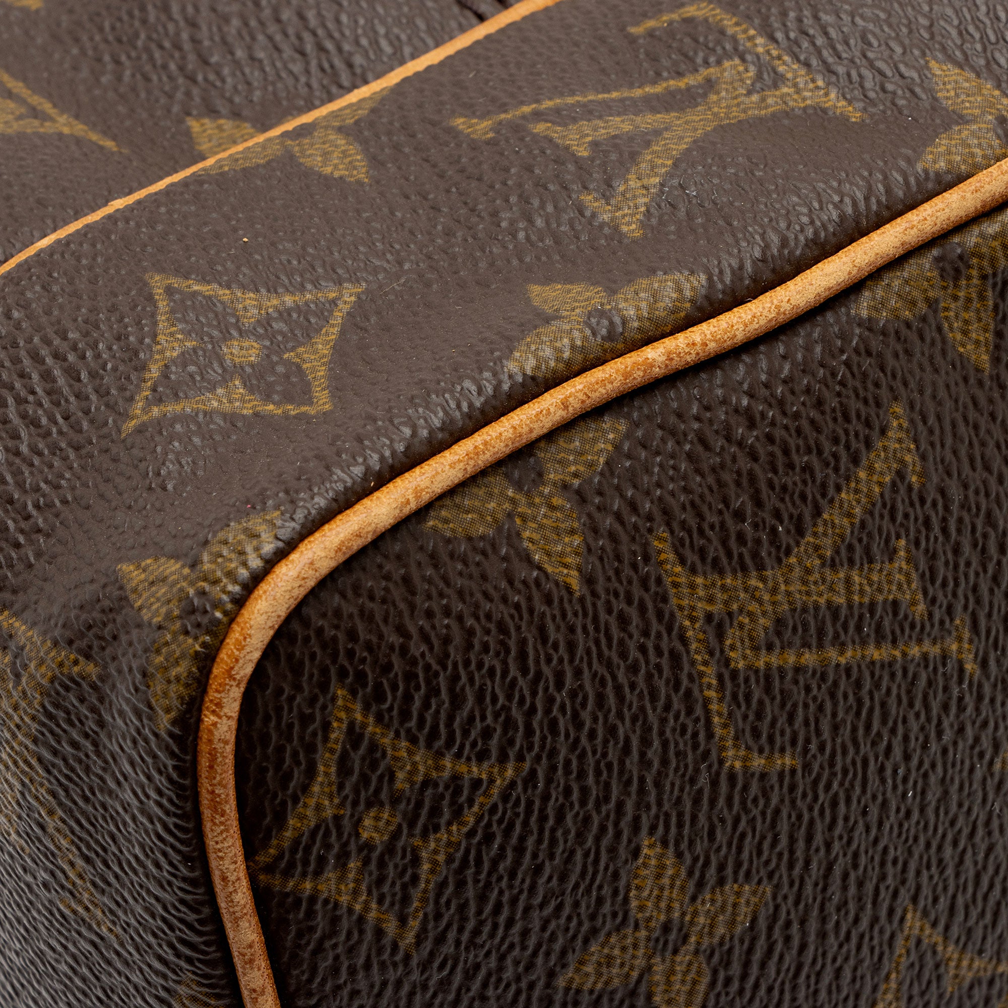 Louis Vuitton Vintage Monogram Canvas Amazone Mini Messenger Bag (SHF-VKZDtJ)