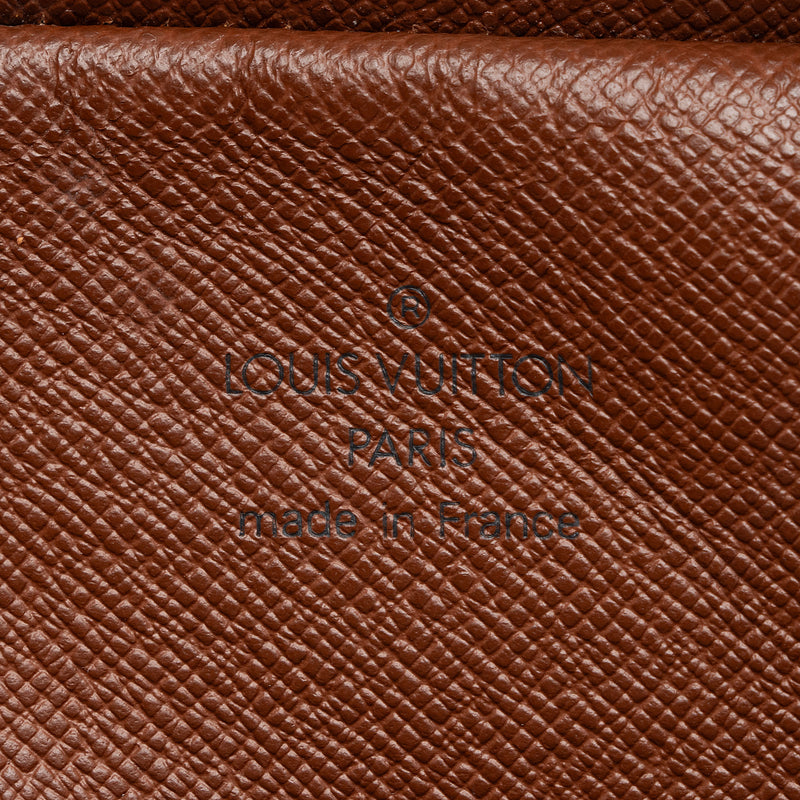 Louis Vuitton Vintage Monogram Canvas Amazone Shoulder Bag (SHF-NjYcgm)