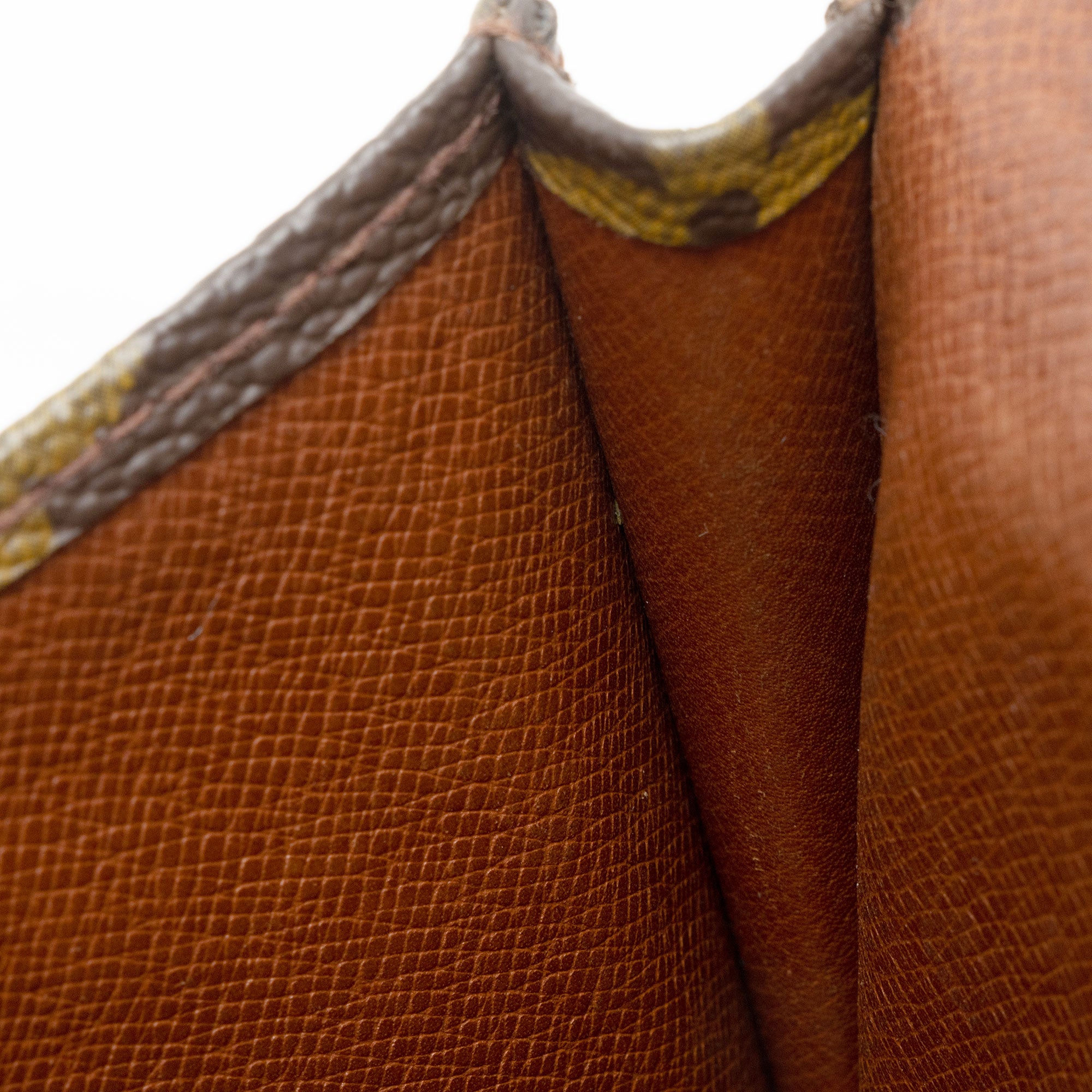 Louis Vuitton Vintage Monogram Canvas Checkbook Wallet (SHF-x8a5wY)