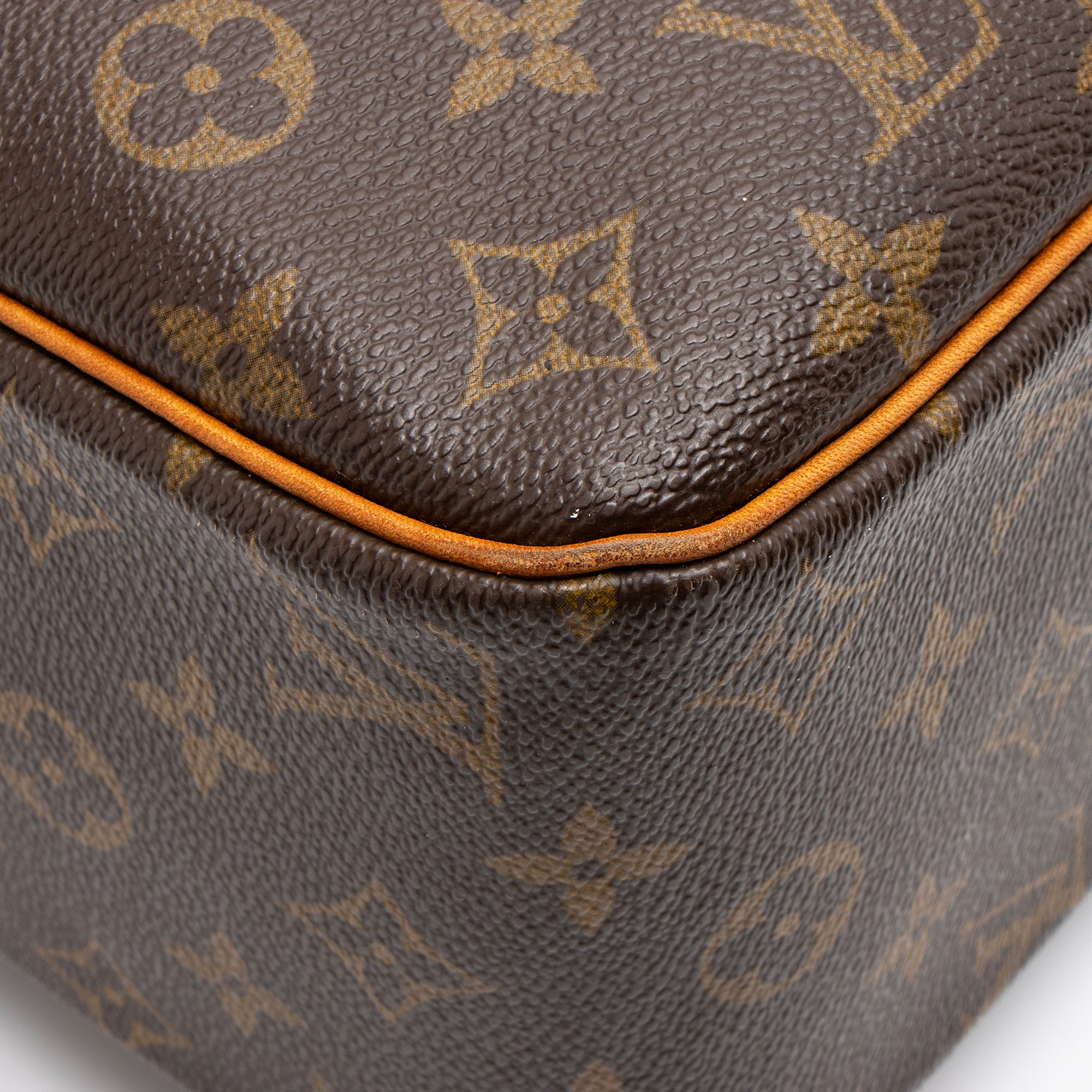 Louis Vuitton Vintage Monogram Canvas Cite GM Shoulder Bag