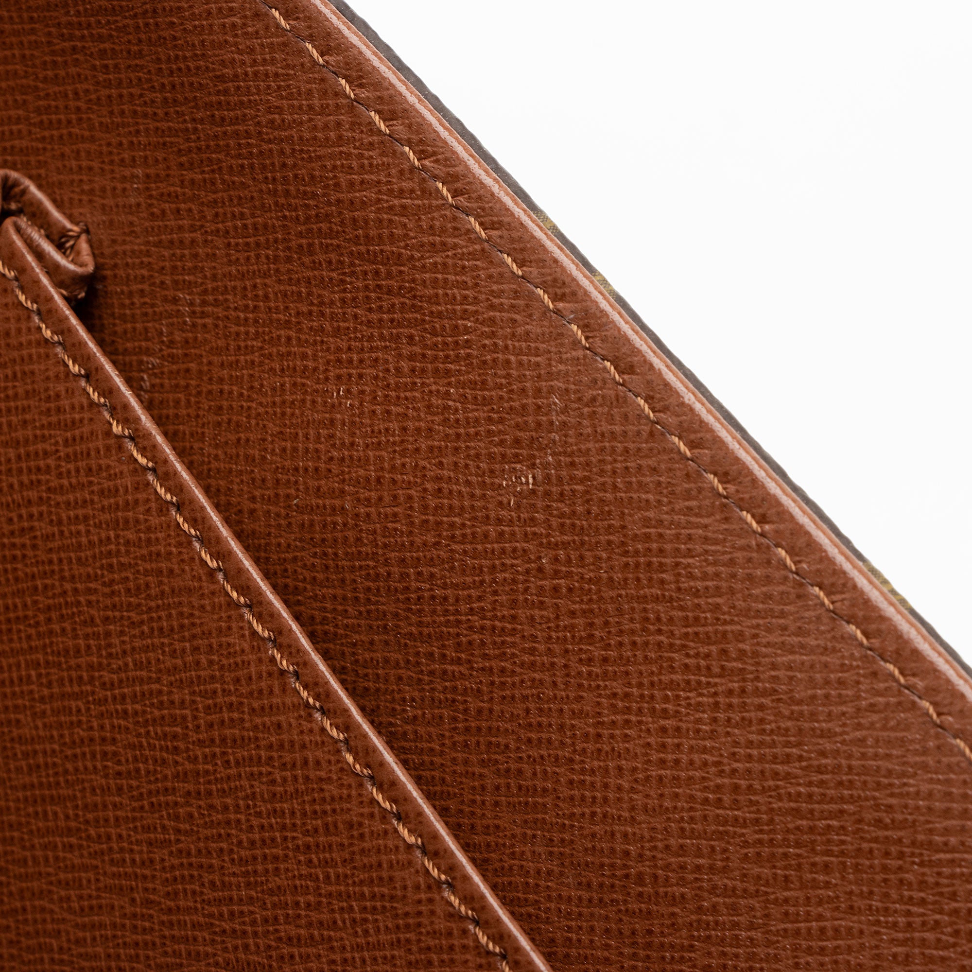 Louis Vuitton Vintage Monogram Canvas Dame 29 Clutch