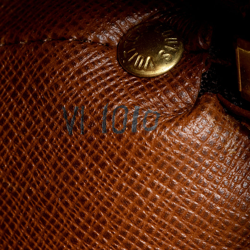 Louis Vuitton Vintage Monogram Canvas Drouot Shoulder Bag (SHF-1DGF9G)
