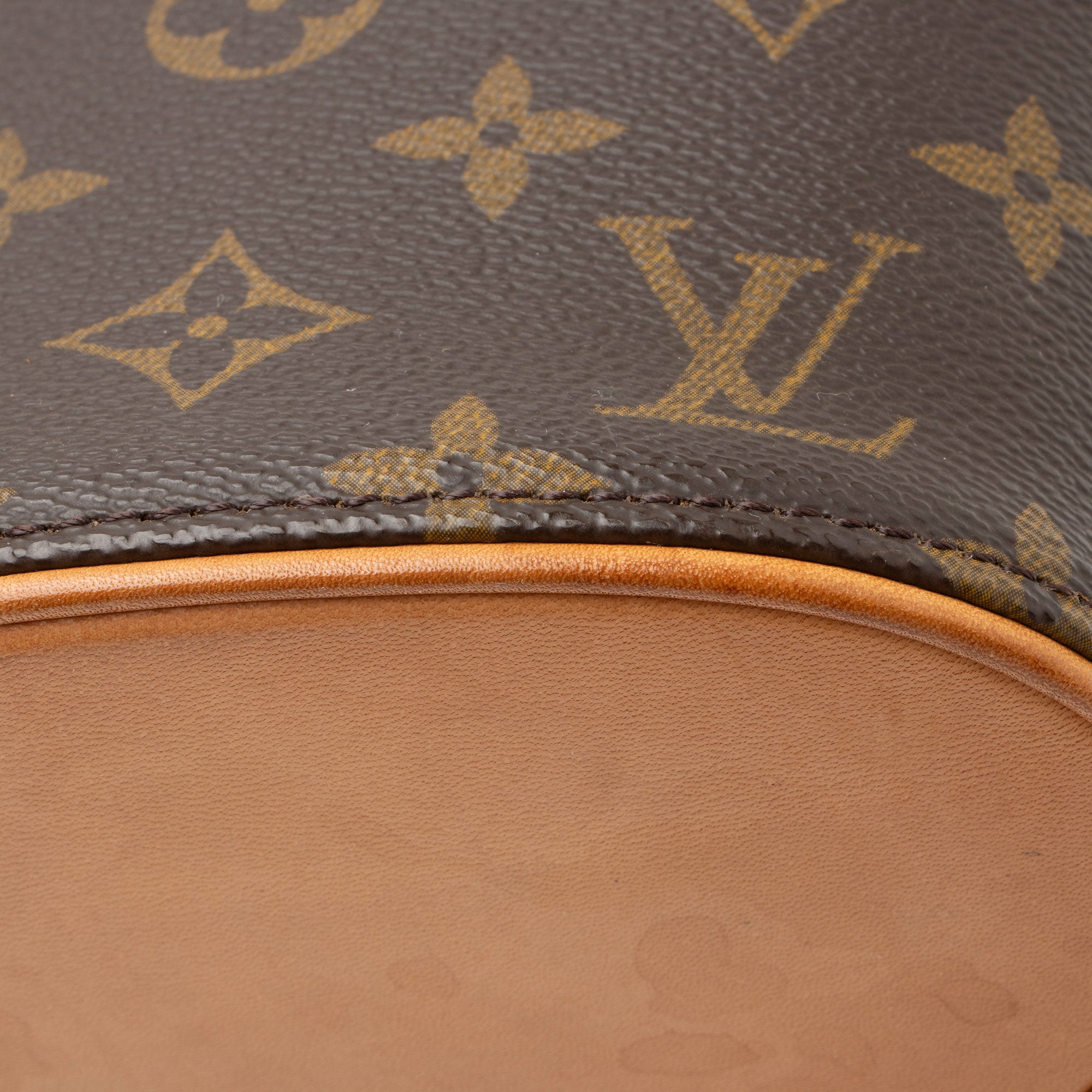 Louis Vuitton Vintage Monogram Canvas Drouot Shoulder Bag (SHF-1DGF9G)