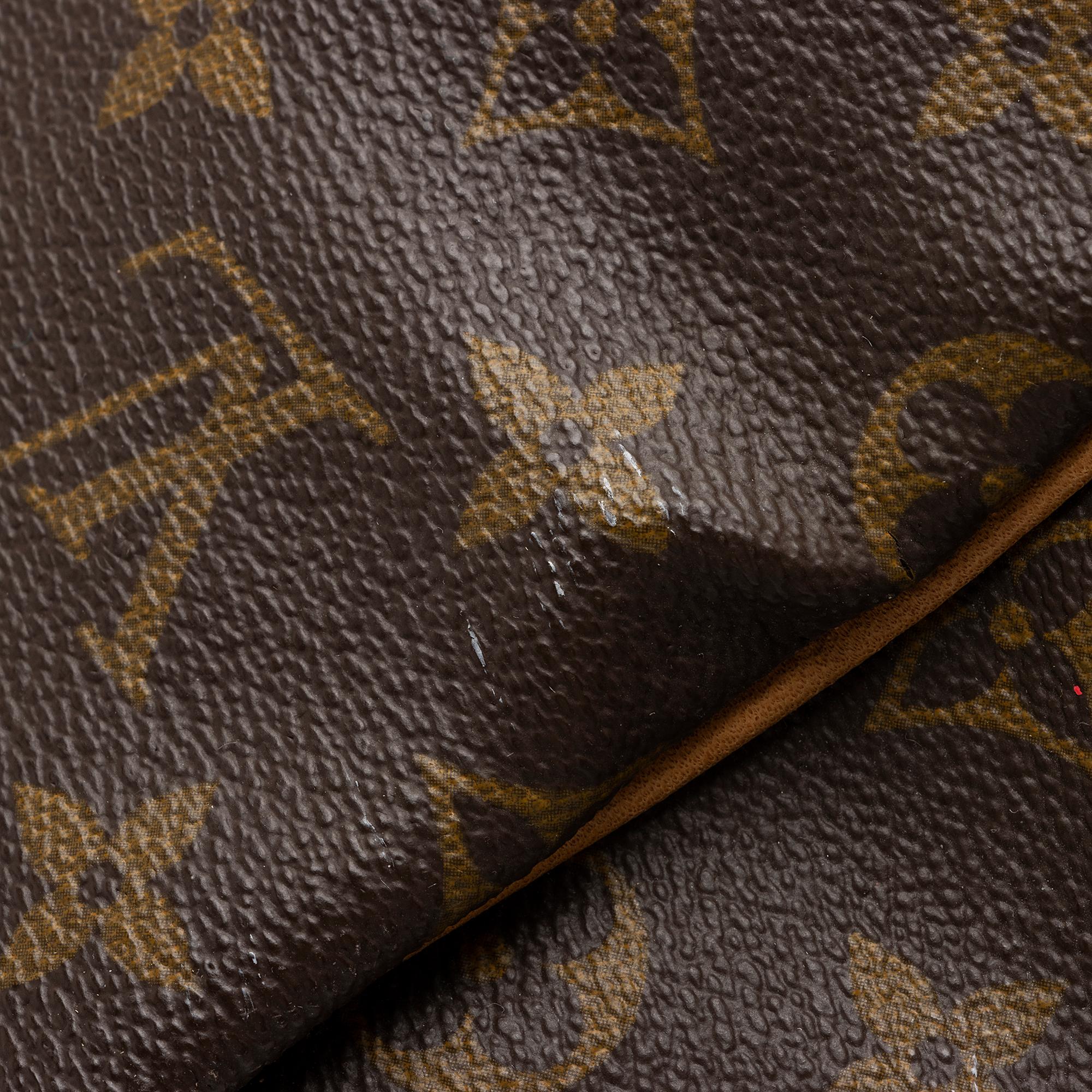 Louis Vuitton Vintage Monogram Canvas Keepall 55 Duffle Bag (SHF-HJ33aV)