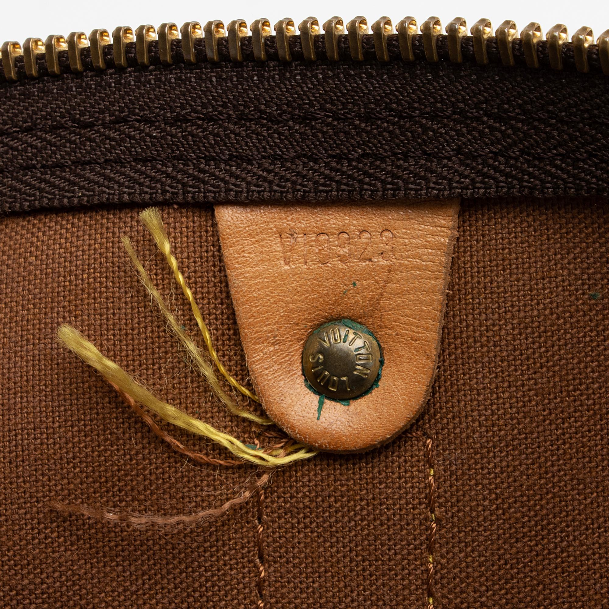 Louis Vuitton Vintage Monogram Canvas Keepall 55 Duffle Bag (SHF-7T21wA)