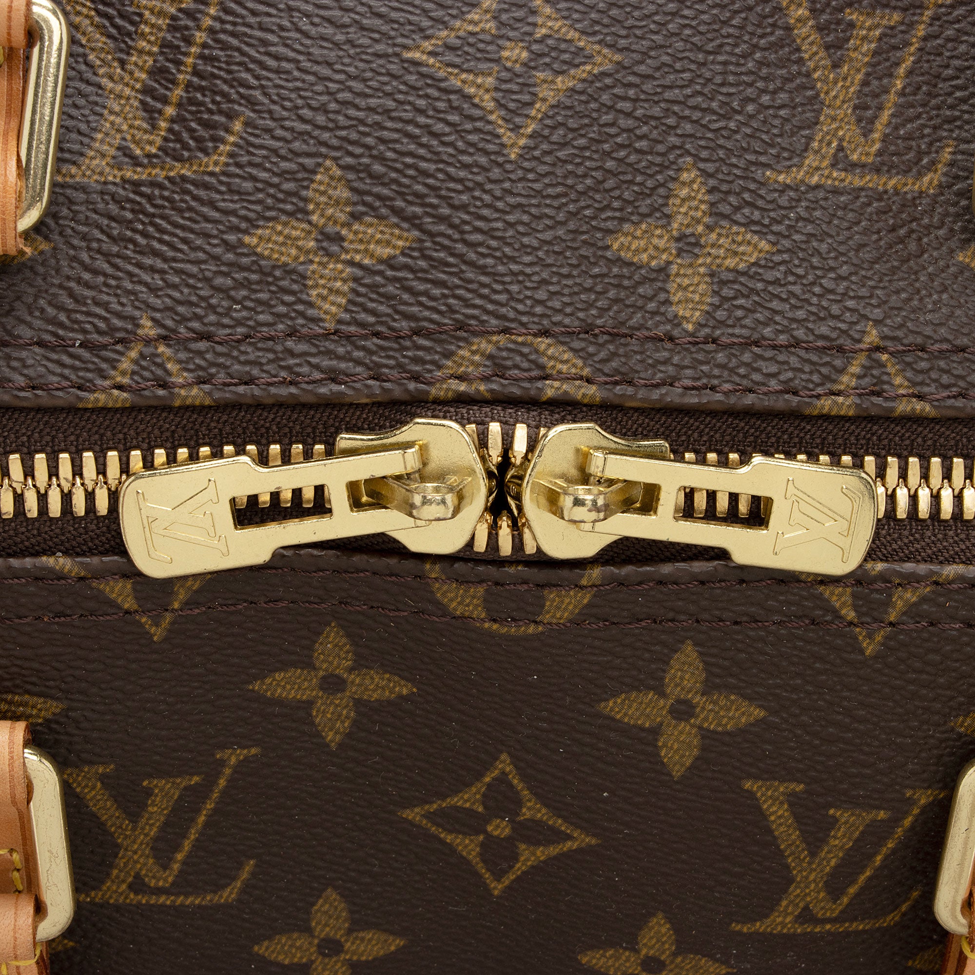 Louis Vuitton Vintage Monogram Canvas Keepall Bandouliere 50 Duffle Bag (SHF-geZCJA)