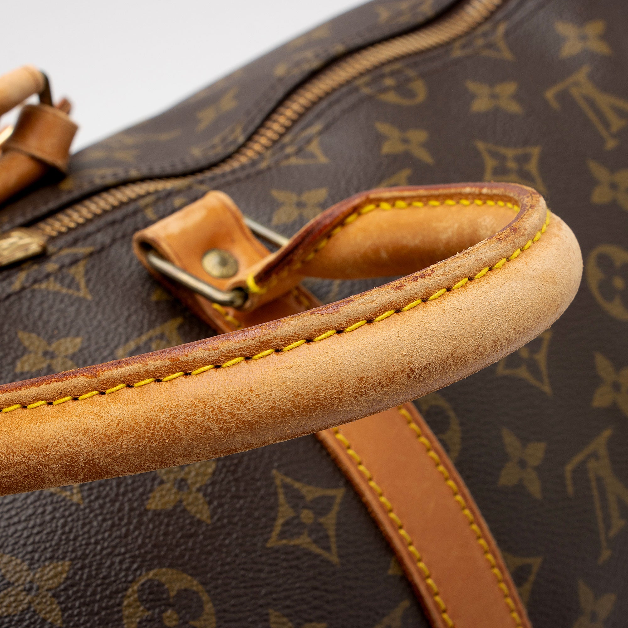 Louis Vuitton Vintage Monogram Canvas Keepall Bandouliere 50 Duffle Bag (SHF-MsNrAx)