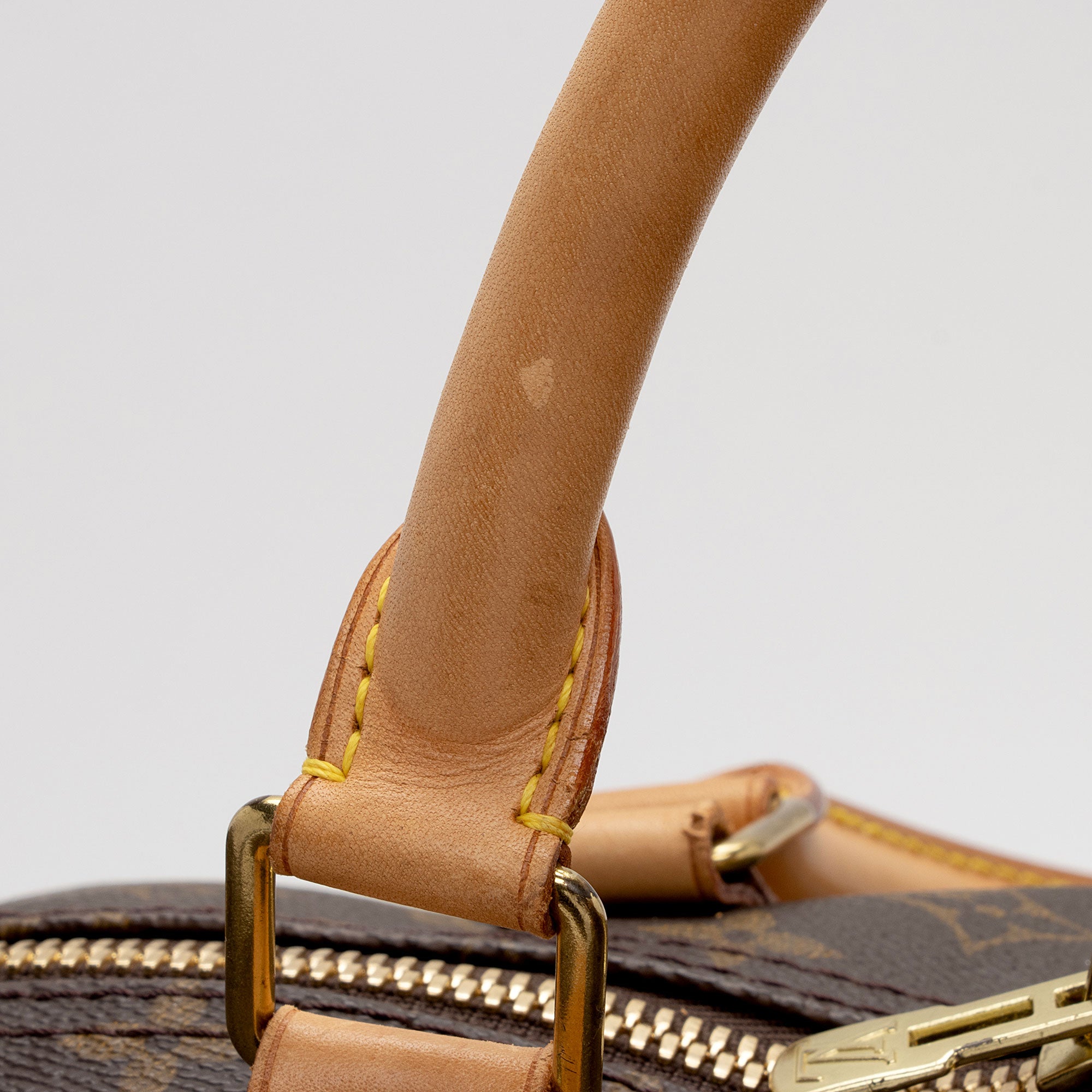 Louis Vuitton Vintage Monogram Canvas Keepall Bandouliere 60 Duffle Bag (SHF-1obcrO)