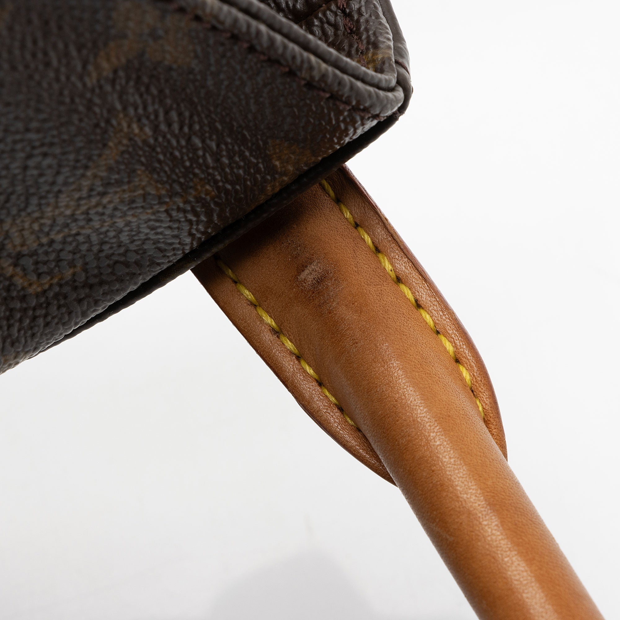 Louis Vuitton Vintage Monogram Canvas Looping GM Shoulder Bag (SHF-geiENj)