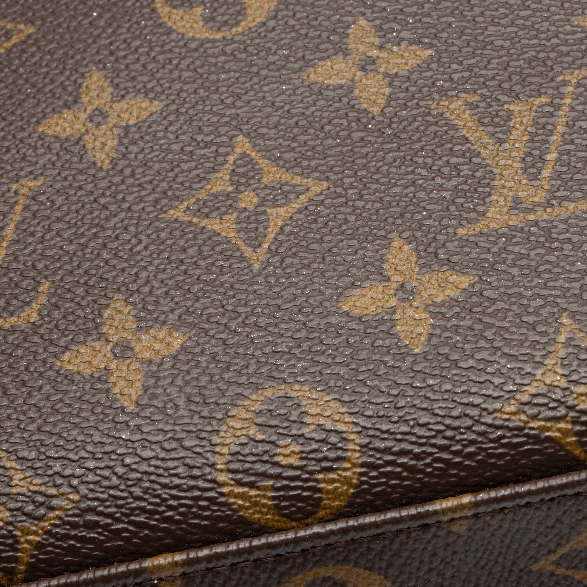 Louis Vuitton Vintage Monogram Canvas Looping GM Shoulder Bag (SHF-MUZTcv)