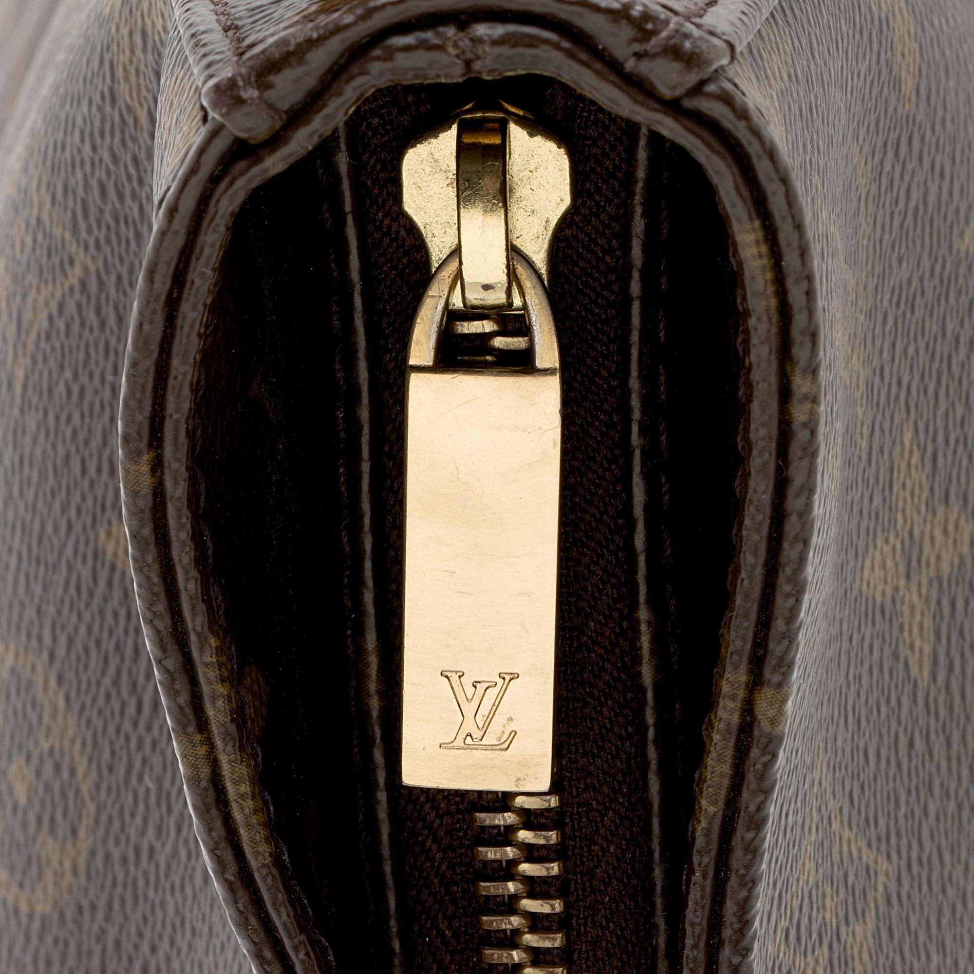Louis Vuitton Vintage Monogram Canvas Looping GM Shoulder Bag (SHF-6IkJTh)