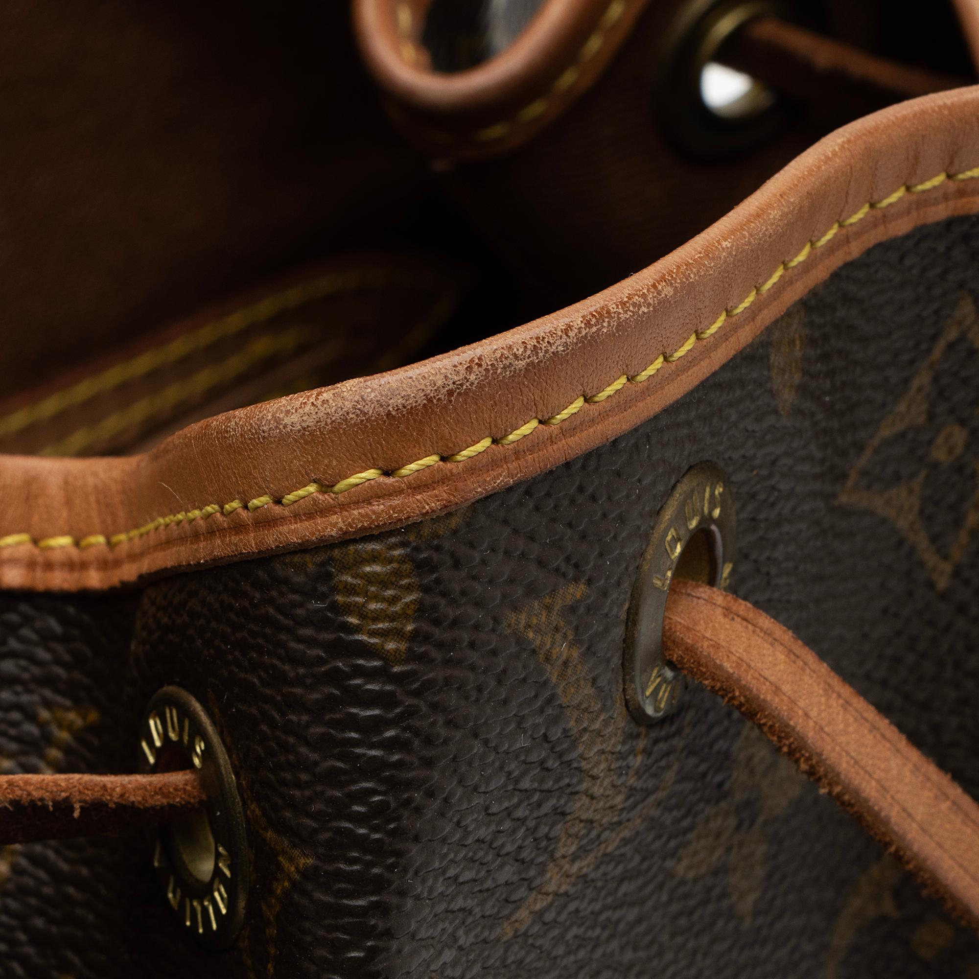 Louis Vuitton Vintage Monogram Canvas Montsouris MM Backpack (SHF-EUGvQe)