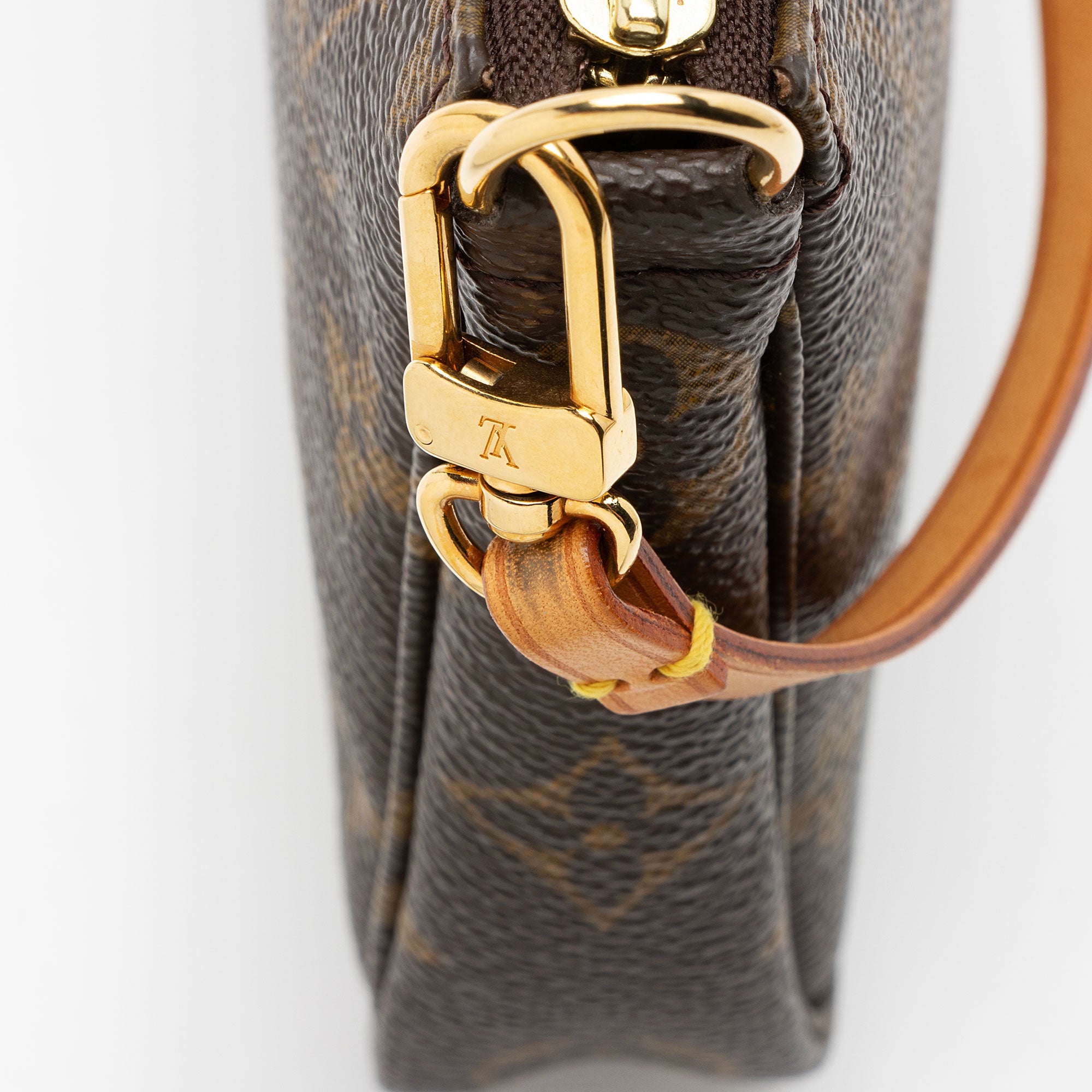 Louis Vuitton Vintage Monogram Canvas Pochette Accessoires