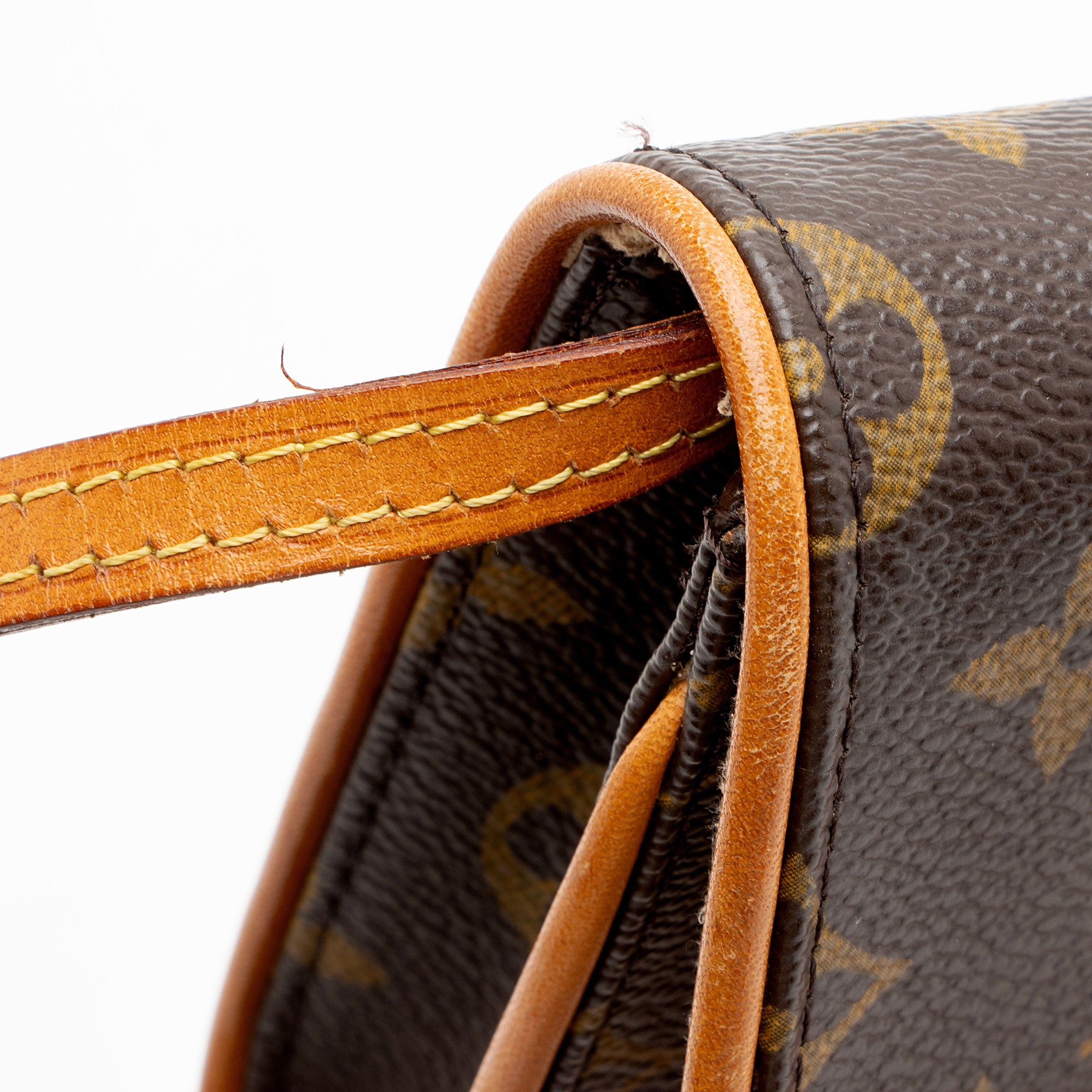 Louis Vuitton Vintage Monogram Canvas Pochette Twin GM Shoulder Bag