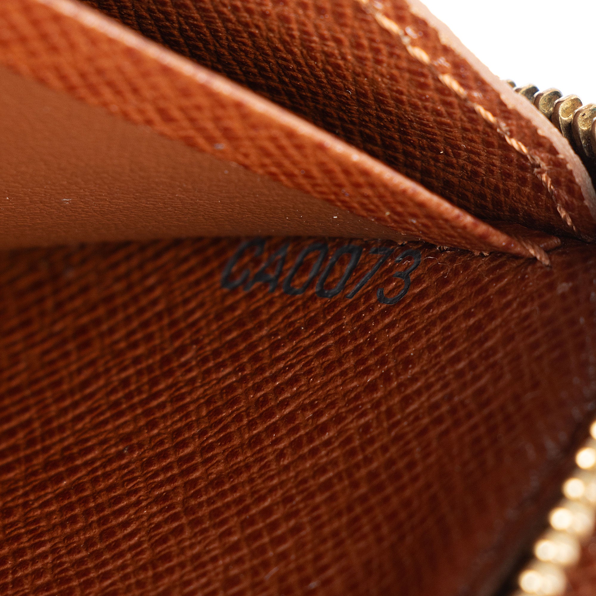 Louis Vuitton Vintage Monogram Canvas Porte Monnaie Zippy Wallet