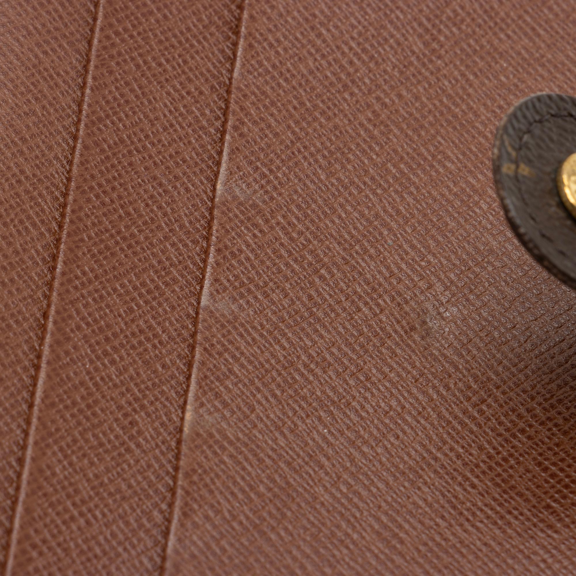 Louis Vuitton Vintage Monogram Canvas Porte Papier Zipper Wallet (SHF-Punscc)