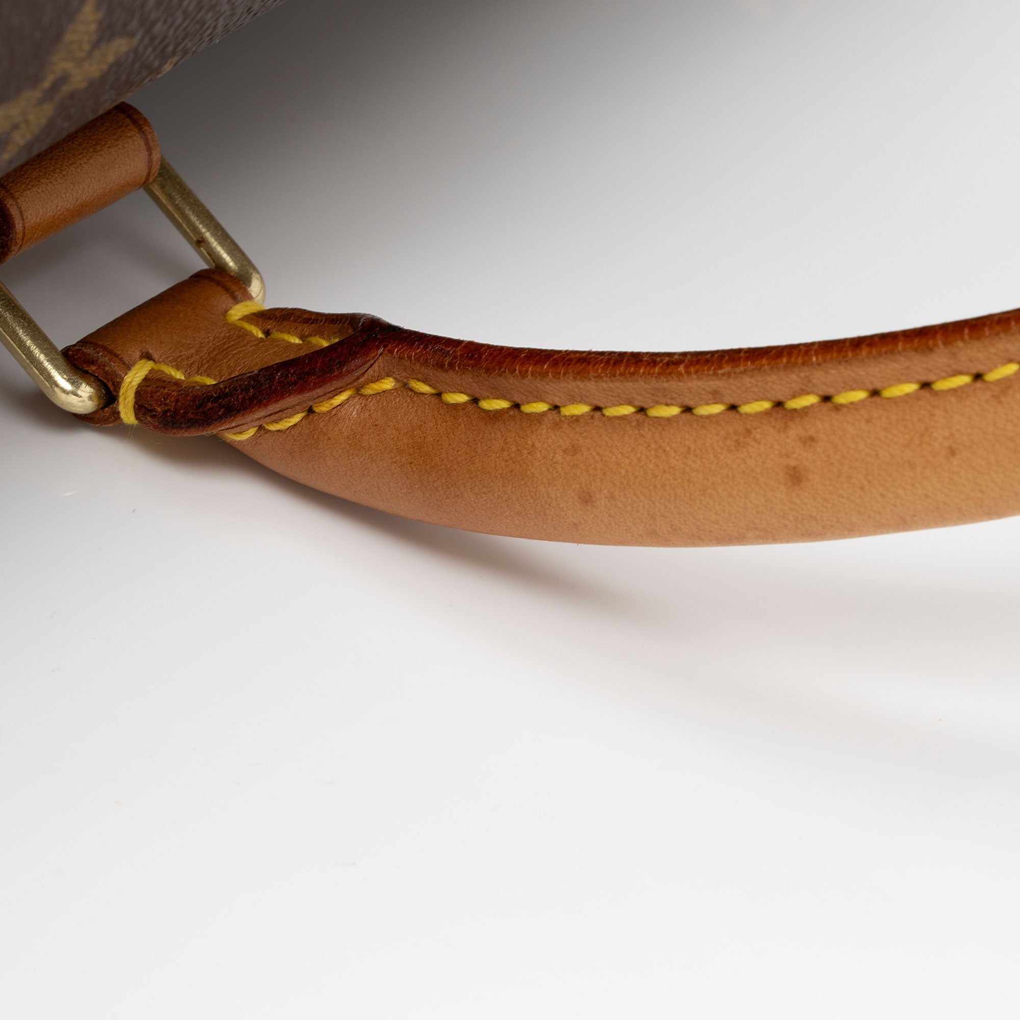 Louis Vuitton Vintage Monogram Canvas Sirius 45 Weekender (SHF-omloN0)