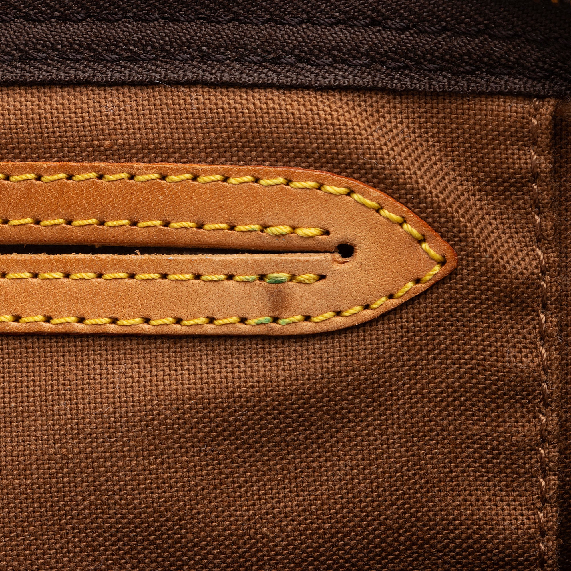 Louis Vuitton Vintage Monogram Canvas Speedy 40 Satchel (SHF-nuboZc)