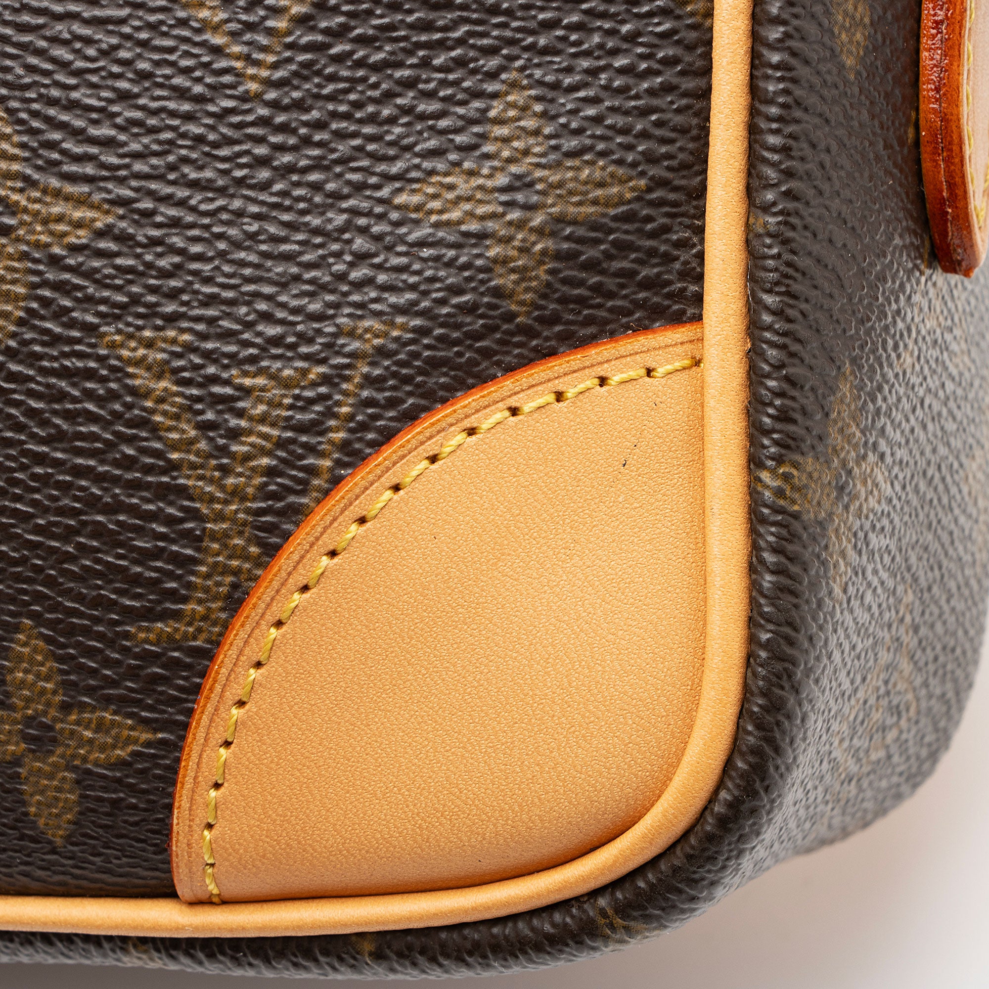 Louis Vuitton Vintage Monogram Canvas Trocadero 23 Shoulder Bag
