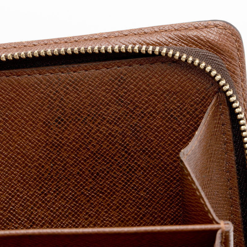 Louis Vuitton Vintage Brown Monogram Canvas Zip Compact Wallet – OPA Vintage