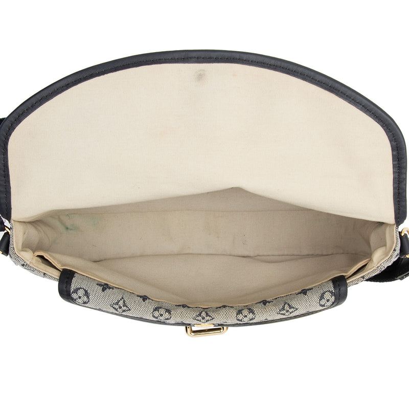 Louis Vuitton Vintage Monogram Canvas Bel Air GM Shoulder Bag (SHF-178 –  LuxeDH