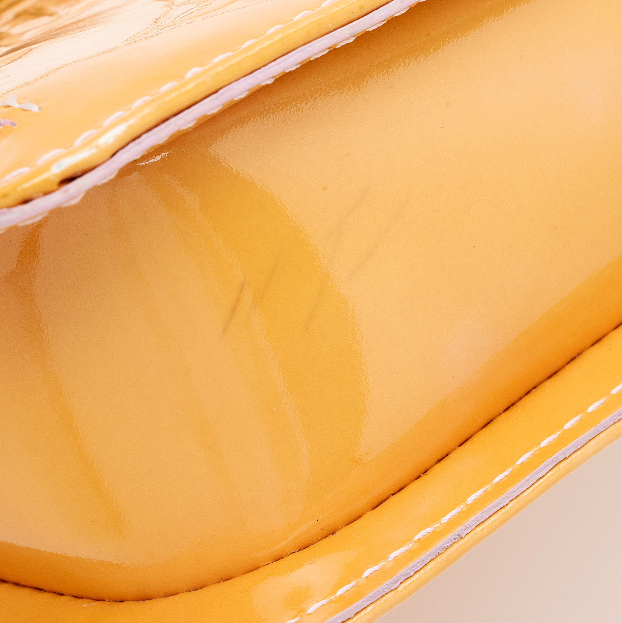 Louis Vuitton Vintage Monogram Vernis Mott Shoulder Bag (SHF-zLb1LX)