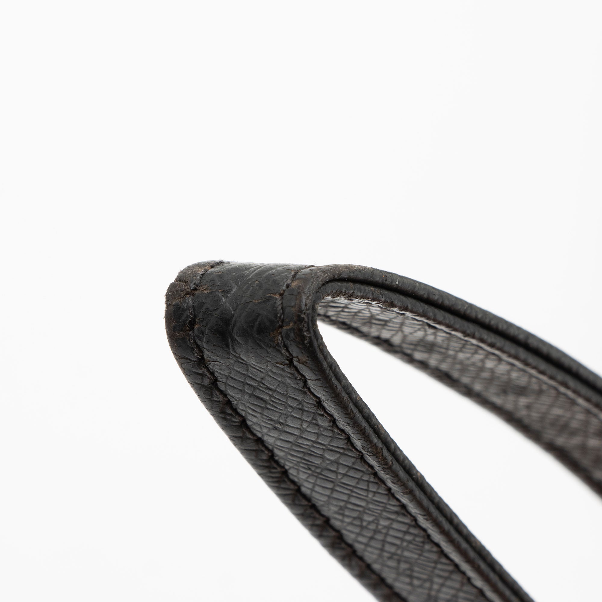 Louis Vuitton Vintage Taiga Leather Baikal Wristlet
