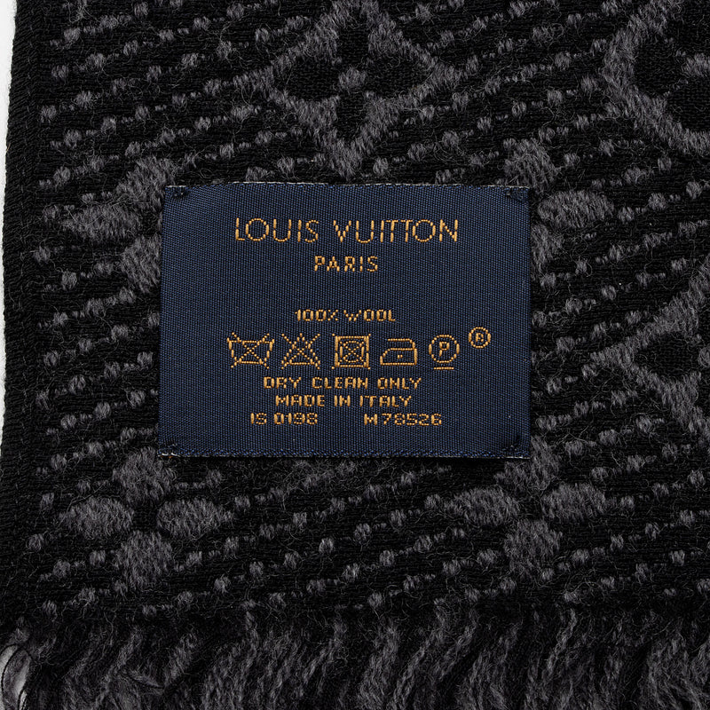 Louis Vuitton Wool Monogram Classic Scarf (SHF-6ZKjr7)
