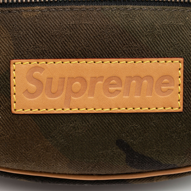 Louis Vuitton x Supreme Camouflage Canvas Bum Bag SHF rlxFpm LuxeDH