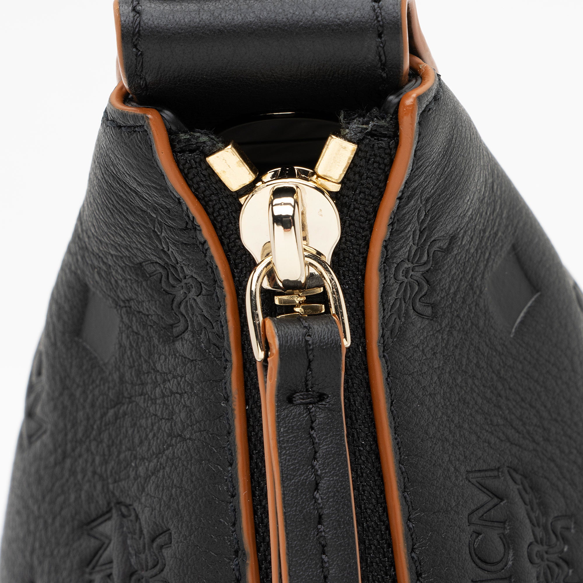 MCM Embossed Leather Klara Medium Hobo (SHF-zG1IBc)
