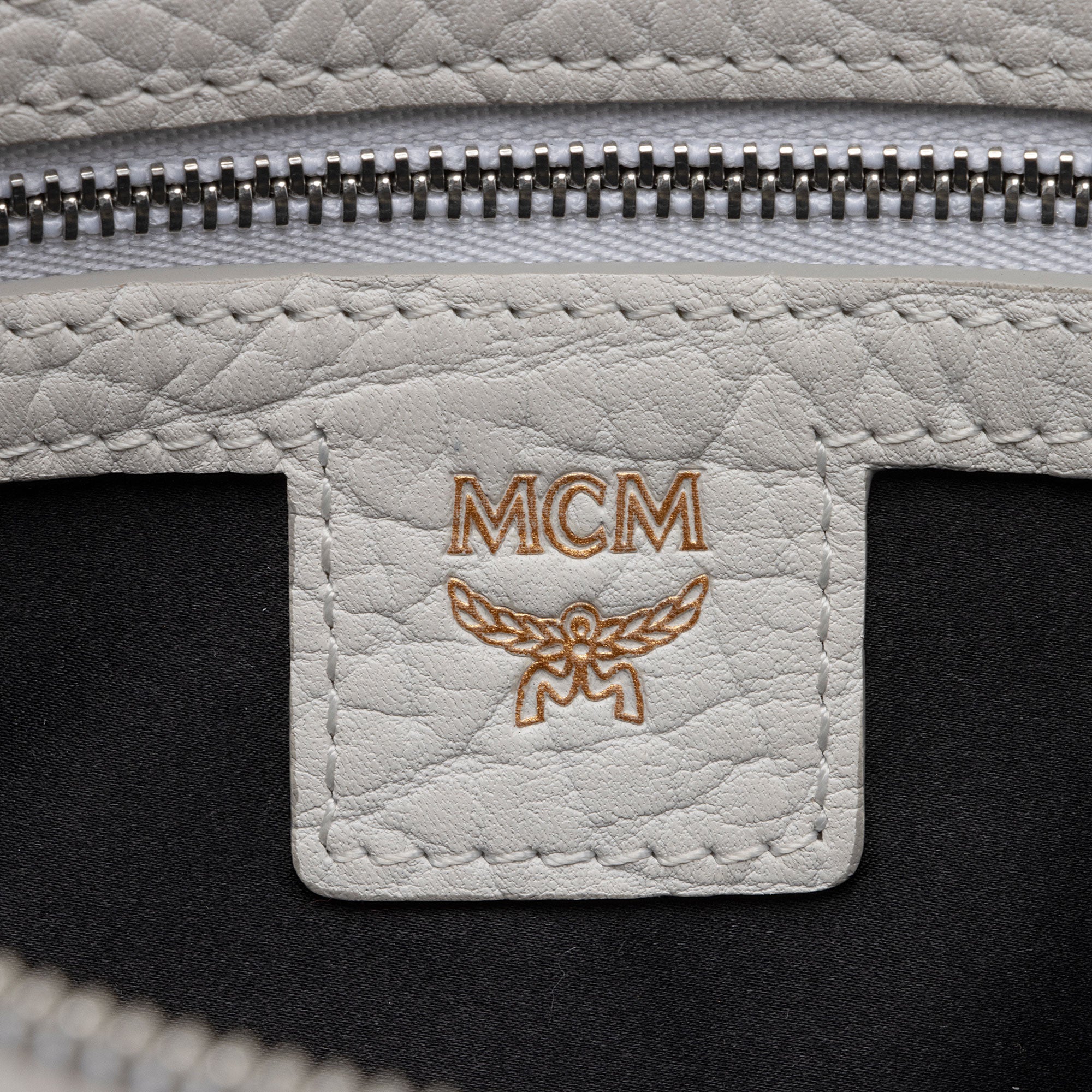 MCM Lambskin Crystal Studded Stark Special Pouch Medium Crossbody Bag (SHF-IC5owp)