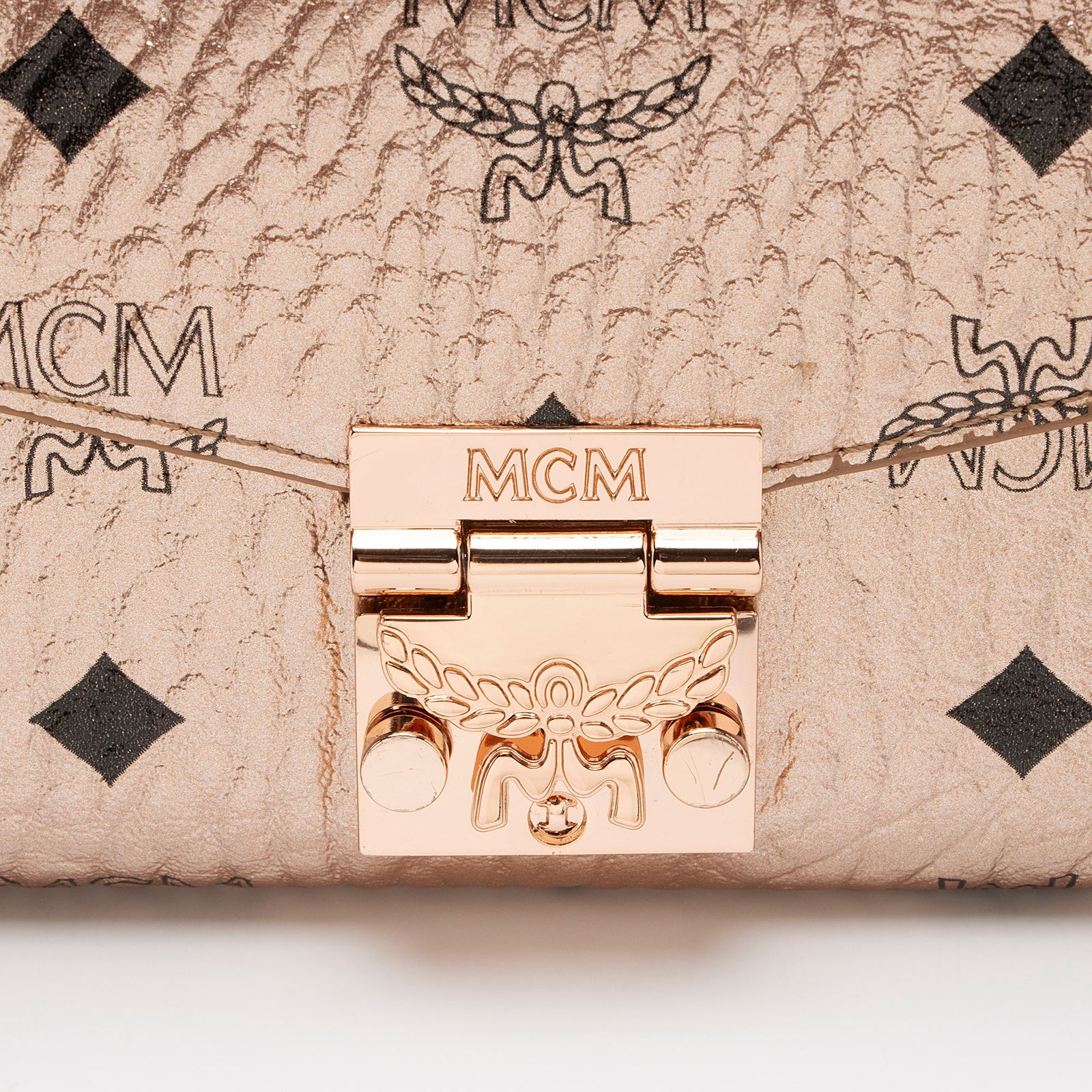 Mcm patricia visetos large chain wallet deals
