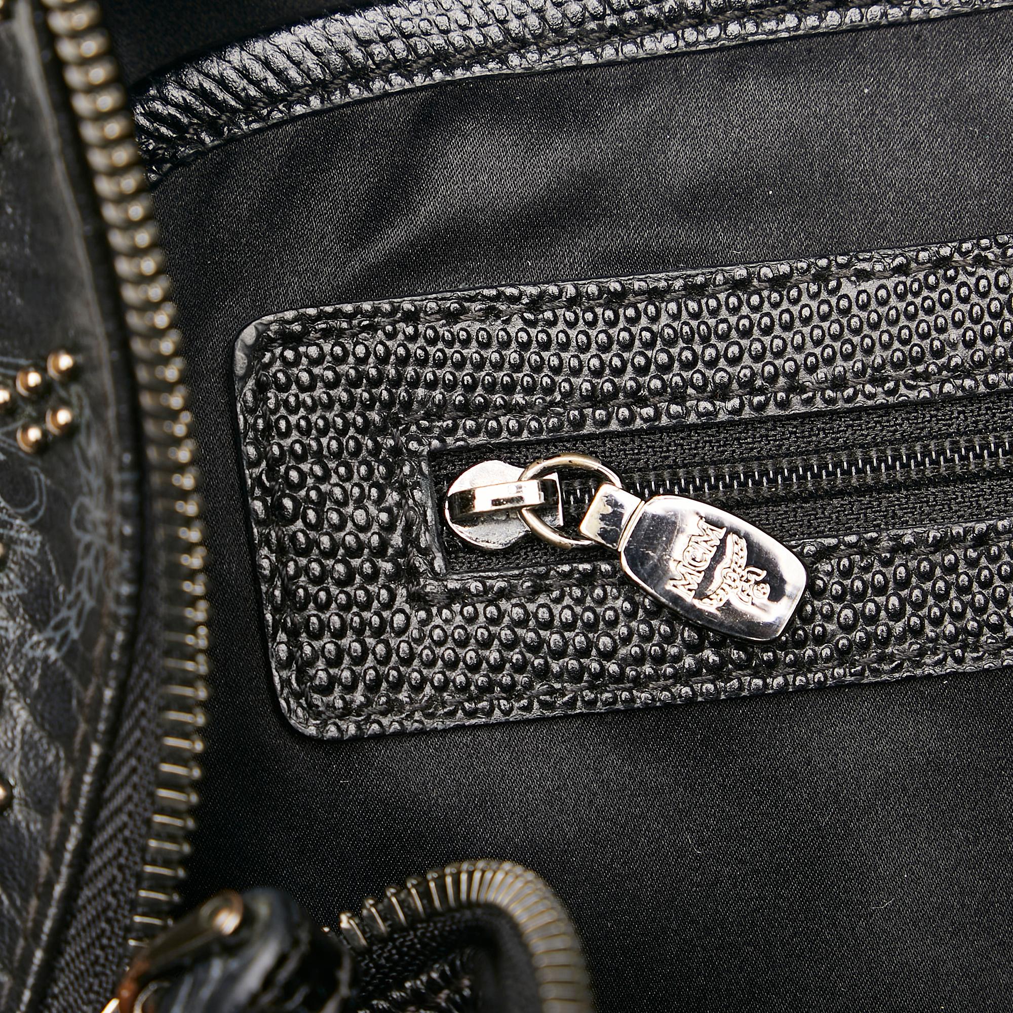 MCM Studded Leather Backpack (SHG-KhpOgC)