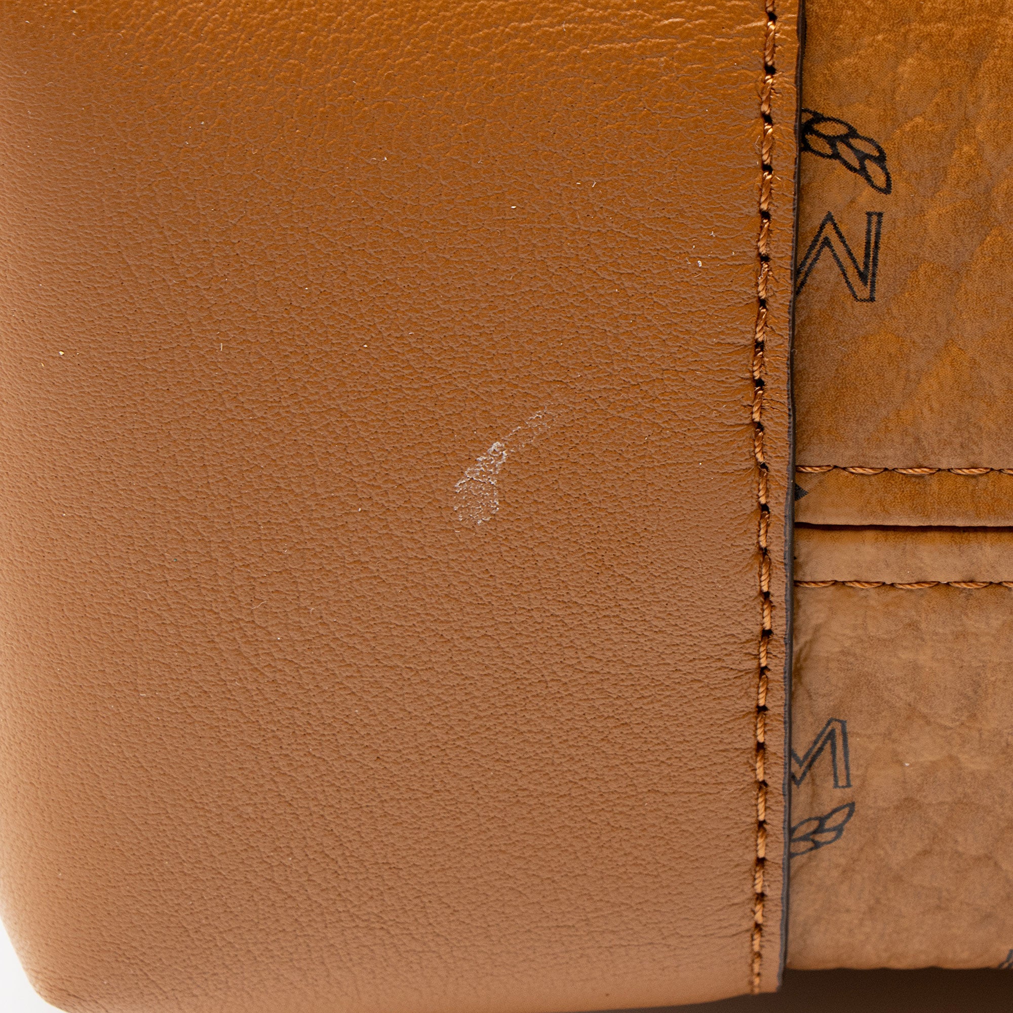 MCM Visetos Klara Medium Hobo