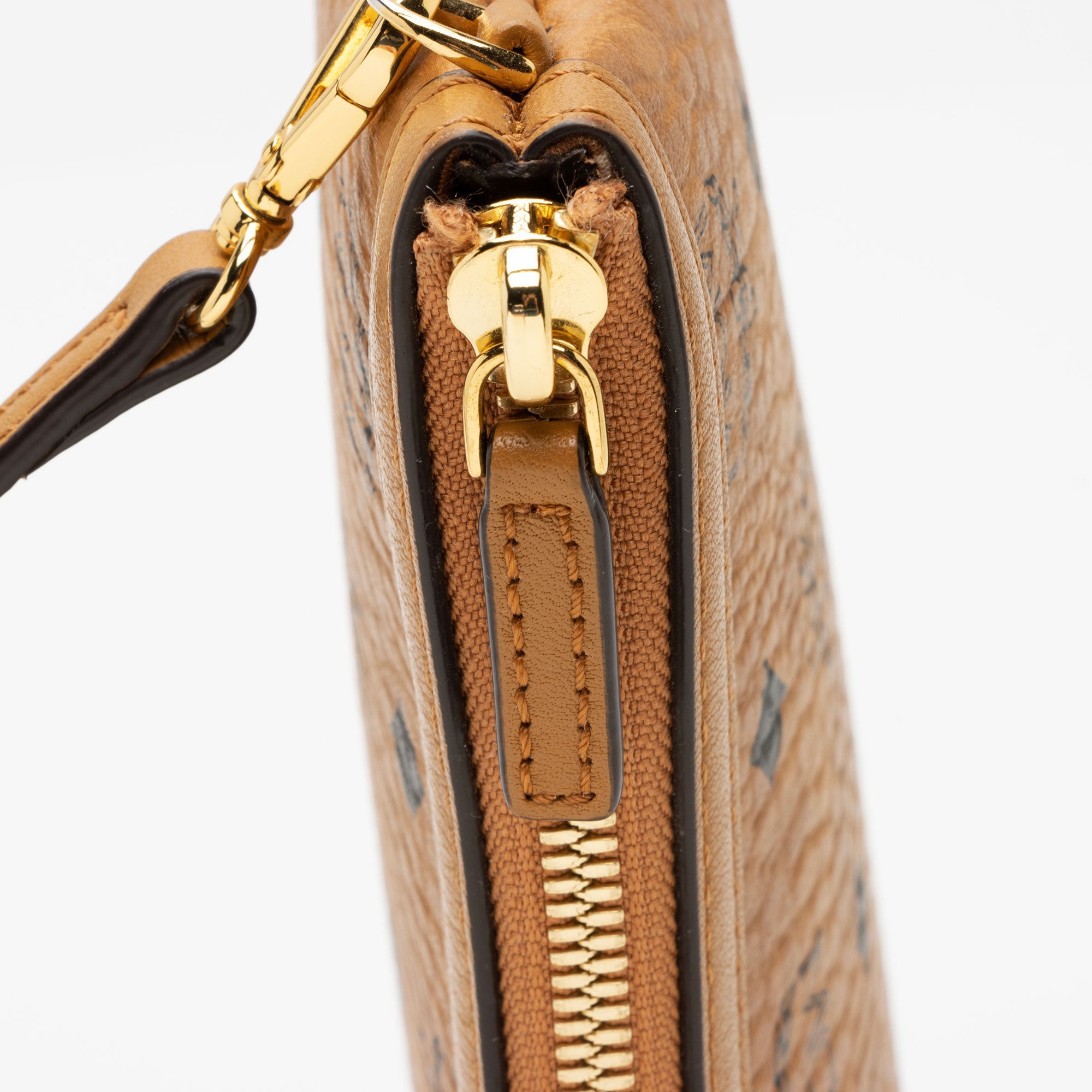 MCM Visetos Large Pochette (SHF-zpFnqt)