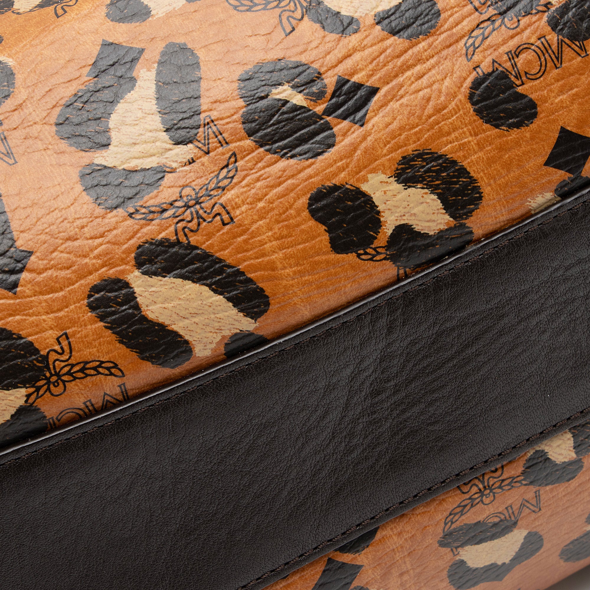MCM Visetos Leopard Drawstring Large Tote (SHF-uyB0NU)