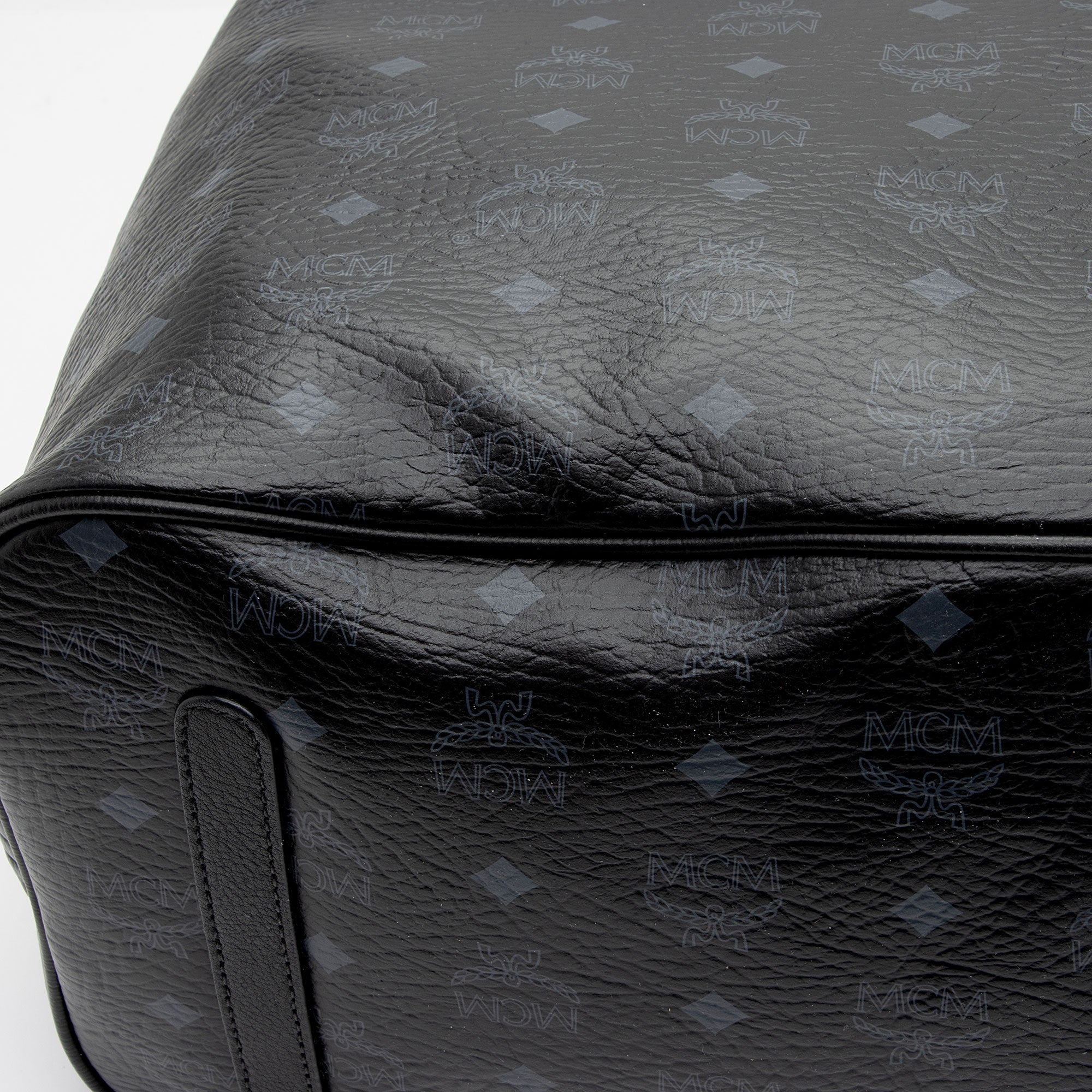 MCM Visetos Liz Reversible Large Shopper Tote with Pochette (SHF-rA95my)