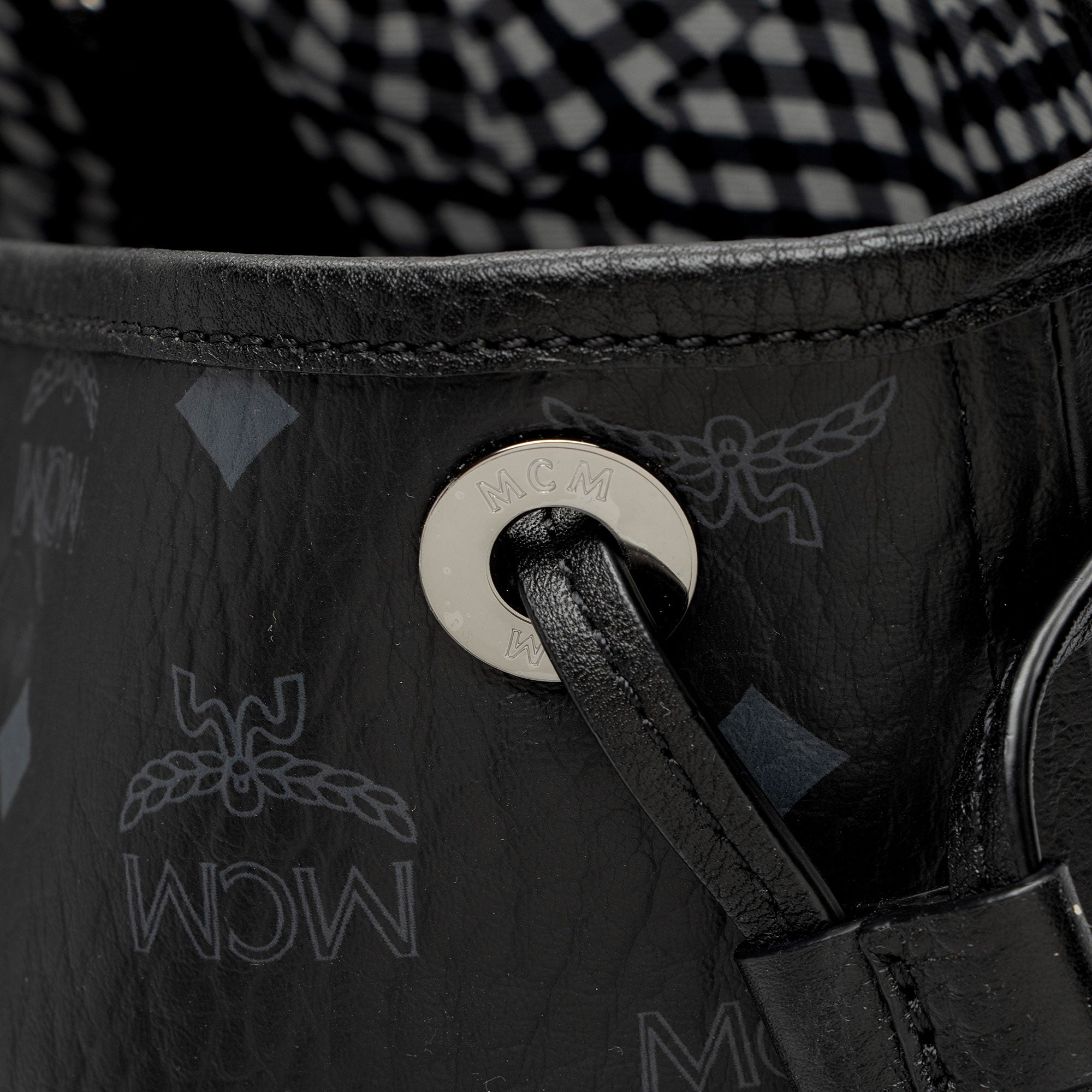 MCM Visetos Liz Reversible Large Shopper Tote (SHF-iXTagW)