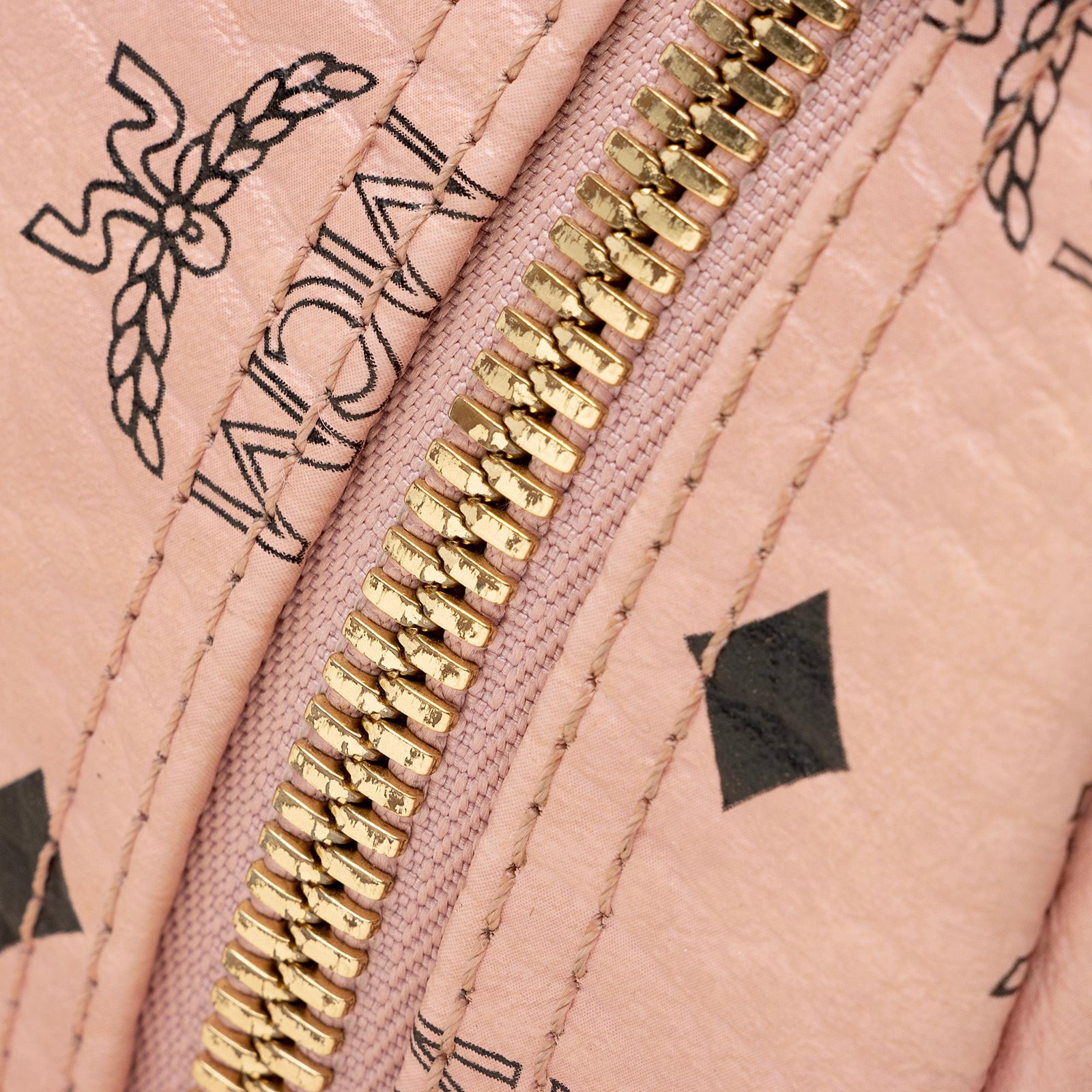 Mcm backpack zipper sales