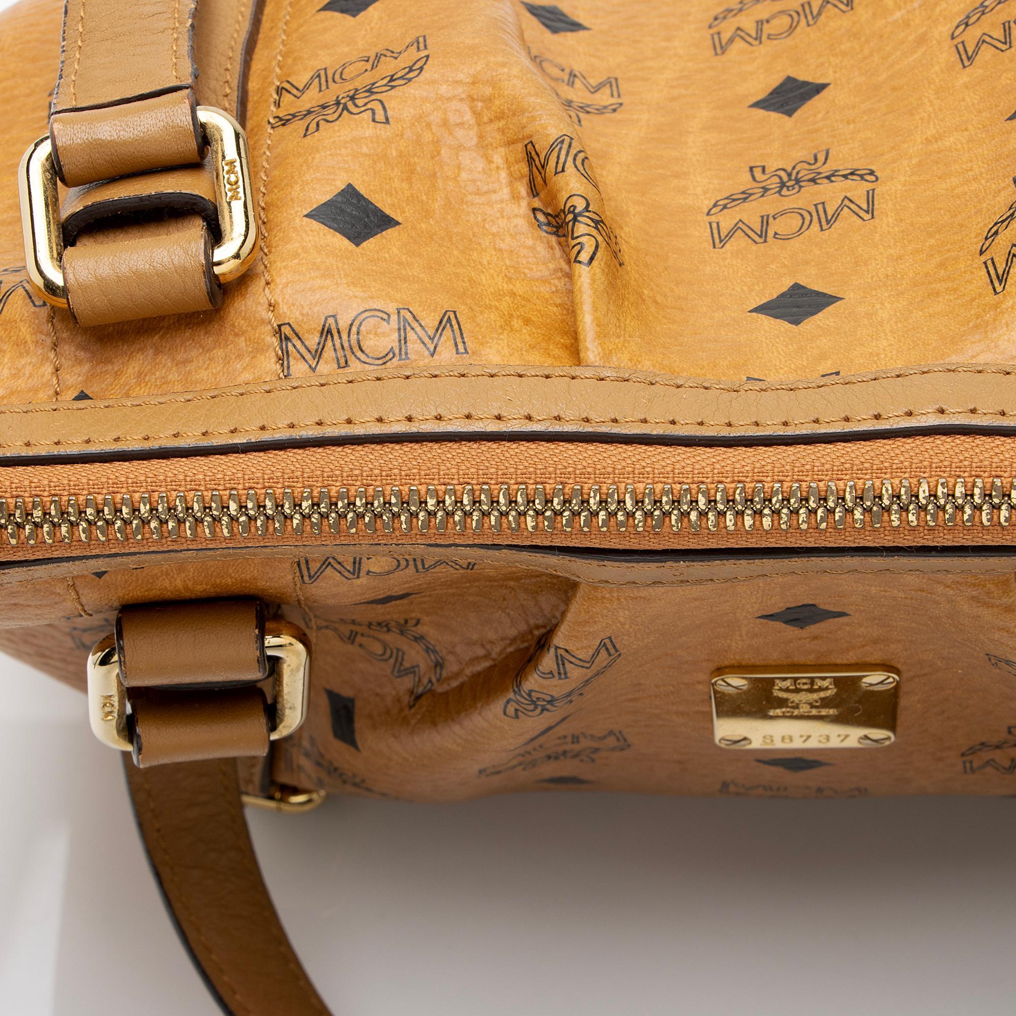 MCM Visetos Top Zip Two Way Shopper Tote (SHF-XGkqn7)