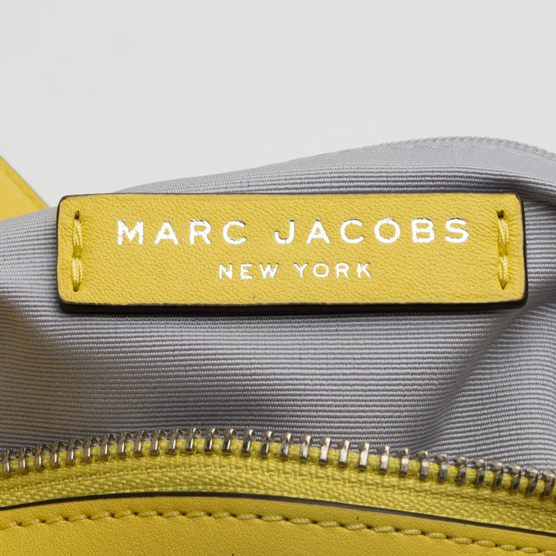 Marc Jacobs Calfskin Tempo Baguette Shoulder Bag (SHF-23283)